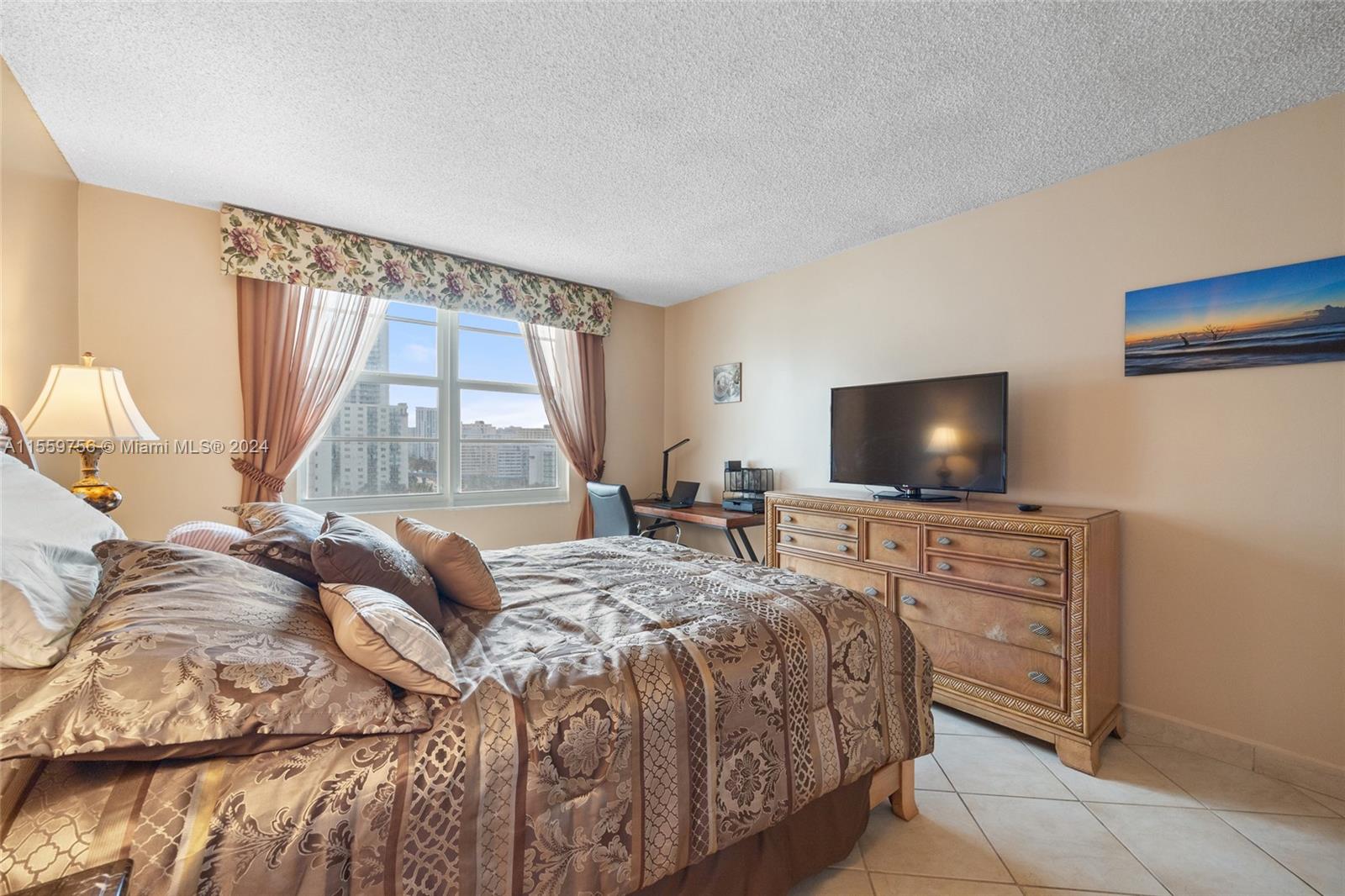 3725 S Ocean Dr 1124, Hollywood, Florida 33019, 2 Bedrooms Bedrooms, ,2 BathroomsBathrooms,Residentiallease,For Rent,3725 S Ocean Dr 1124,A11559756