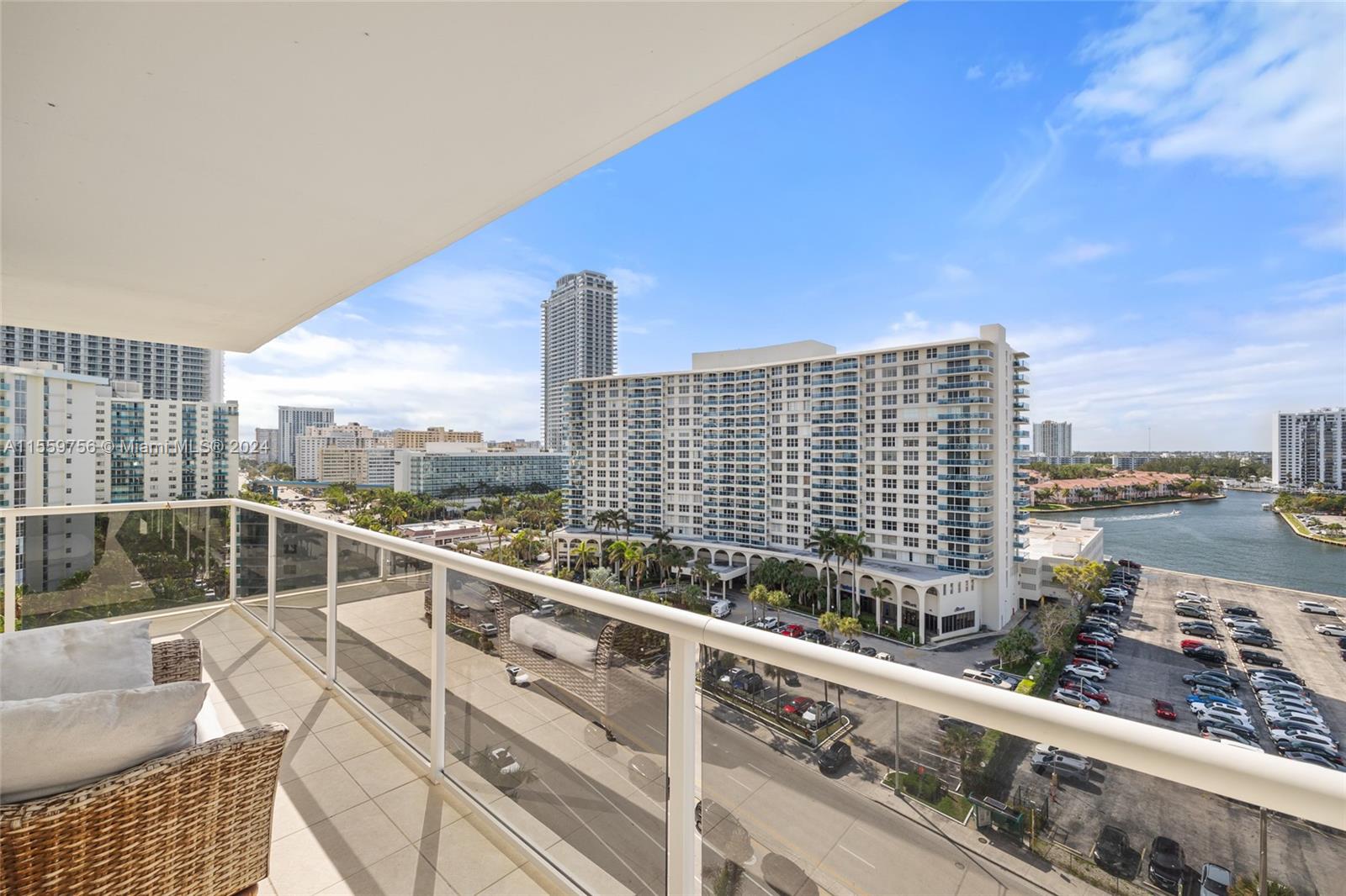 3725 S Ocean Dr 1124, Hollywood, Florida 33019, 2 Bedrooms Bedrooms, ,2 BathroomsBathrooms,Residentiallease,For Rent,3725 S Ocean Dr 1124,A11559756