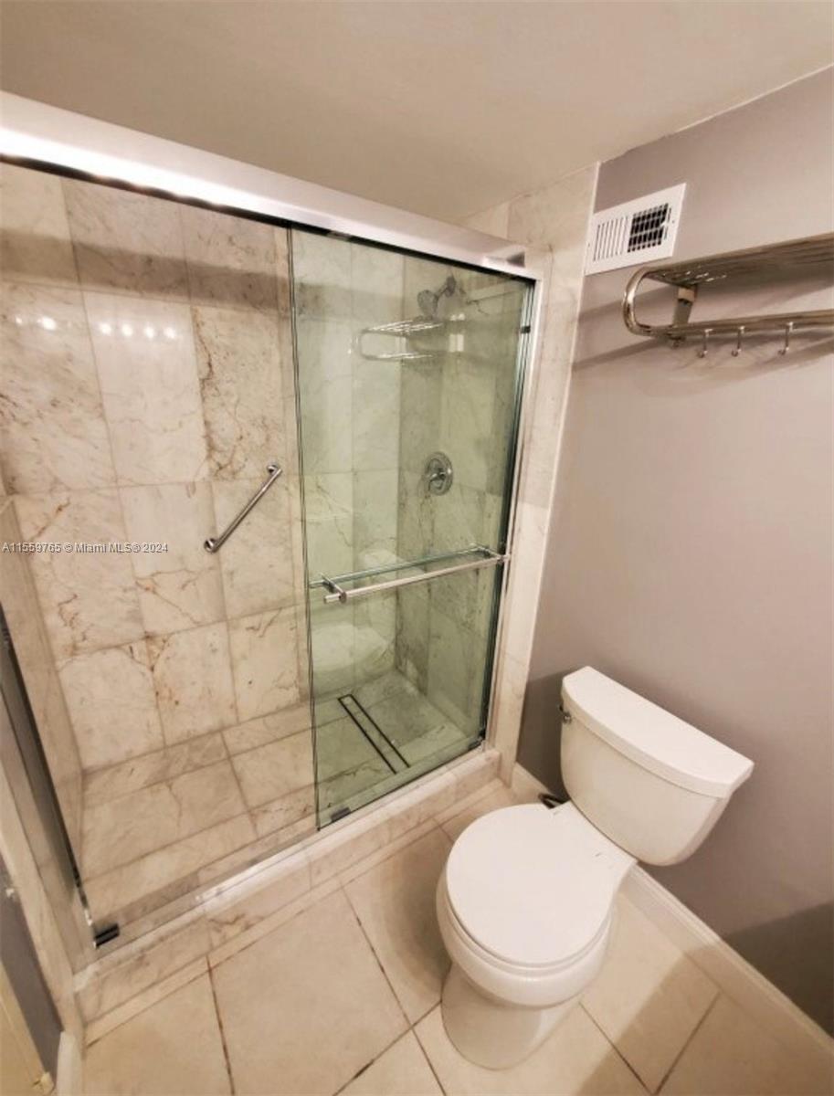 3725 S Ocean Dr 1516, Hollywood, Florida 33019, 2 Bedrooms Bedrooms, ,2 BathroomsBathrooms,Residentiallease,For Rent,3725 S Ocean Dr 1516,A11559765