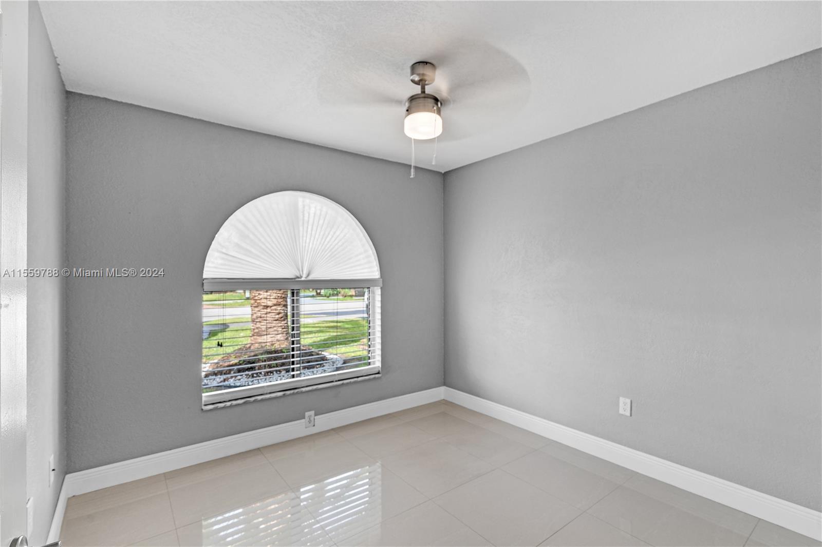 14798 SW 175th St, Miami, Florida 33187, 3 Bedrooms Bedrooms, ,2 BathroomsBathrooms,Residentiallease,For Rent,14798 SW 175th St,A11559788