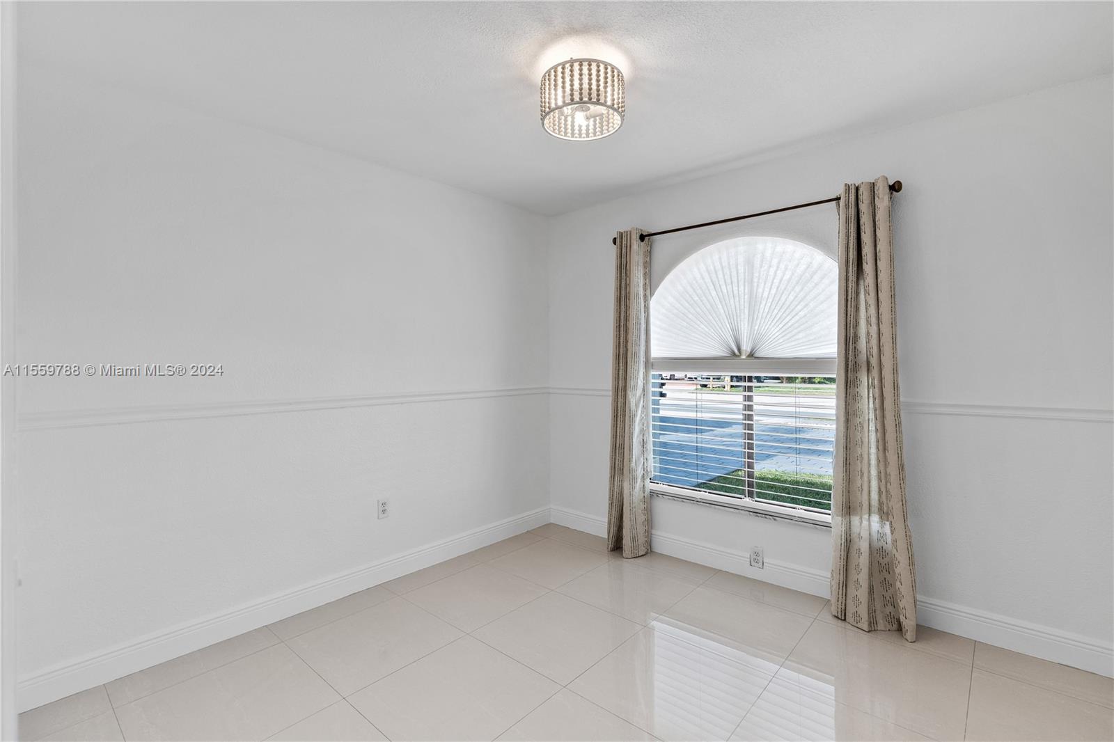 14798 SW 175th St, Miami, Florida 33187, 3 Bedrooms Bedrooms, ,2 BathroomsBathrooms,Residentiallease,For Rent,14798 SW 175th St,A11559788