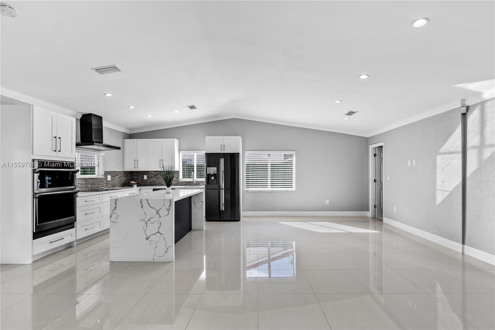 14798 SW 175th St, Miami, Florida 33187, 3 Bedrooms Bedrooms, ,2 BathroomsBathrooms,Residentiallease,For Rent,14798 SW 175th St,A11559788