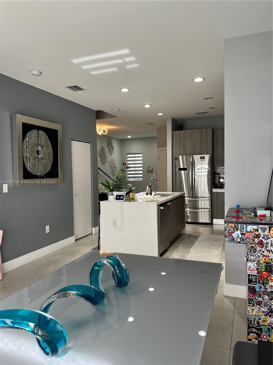 7184 NW 103rd Path 7184, Doral, Florida 33178, 4 Bedrooms Bedrooms, ,3 BathroomsBathrooms,Residentiallease,For Rent,7184 NW 103rd Path 7184,A11557785