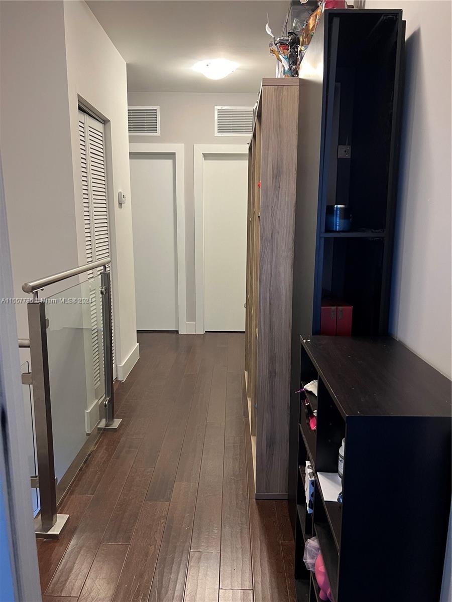 7184 NW 103rd Path 7184, Doral, Florida 33178, 4 Bedrooms Bedrooms, ,3 BathroomsBathrooms,Residentiallease,For Rent,7184 NW 103rd Path 7184,A11557785