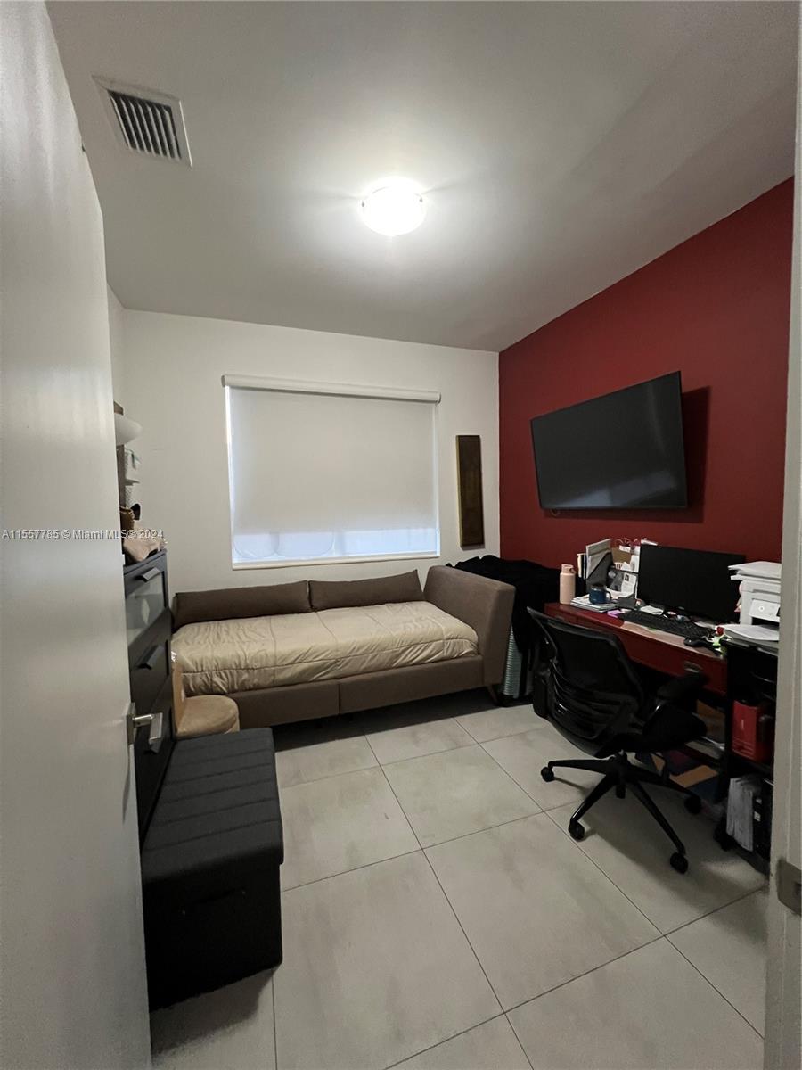 7184 NW 103rd Path 7184, Doral, Florida 33178, 4 Bedrooms Bedrooms, ,3 BathroomsBathrooms,Residentiallease,For Rent,7184 NW 103rd Path 7184,A11557785