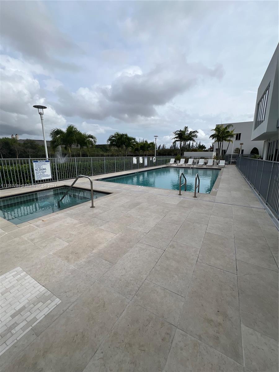 7184 NW 103rd Path 7184, Doral, Florida 33178, 4 Bedrooms Bedrooms, ,3 BathroomsBathrooms,Residentiallease,For Rent,7184 NW 103rd Path 7184,A11557785