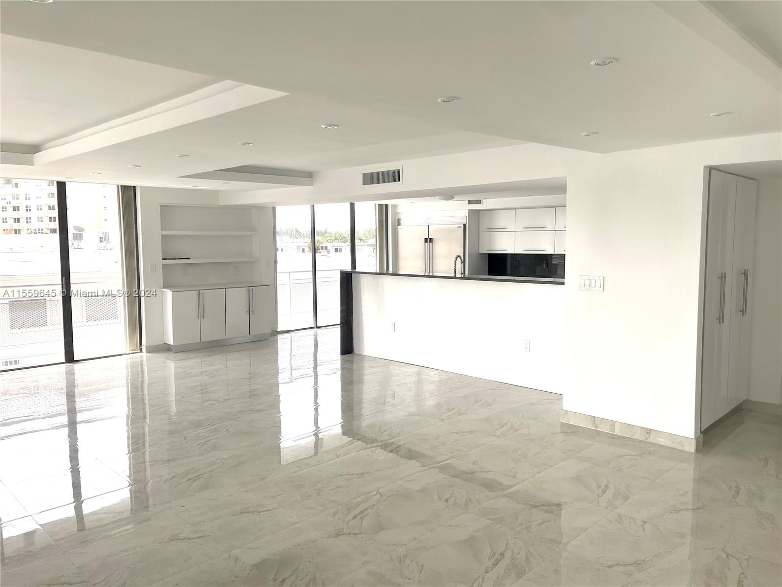 468 Golden Isles Dr 402, Hallandale Beach, Florida 33009, 3 Bedrooms Bedrooms, ,2 BathroomsBathrooms,Residentiallease,For Rent,468 Golden Isles Dr 402,A11559645