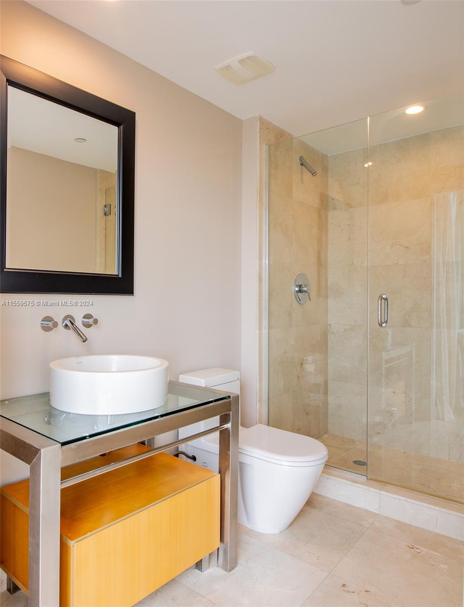 6000 Indian Creek Dr 11A, Miami Beach, Florida 33140, 2 Bedrooms Bedrooms, ,2 BathroomsBathrooms,Residential,For Sale,6000 Indian Creek Dr 11A,A11559575