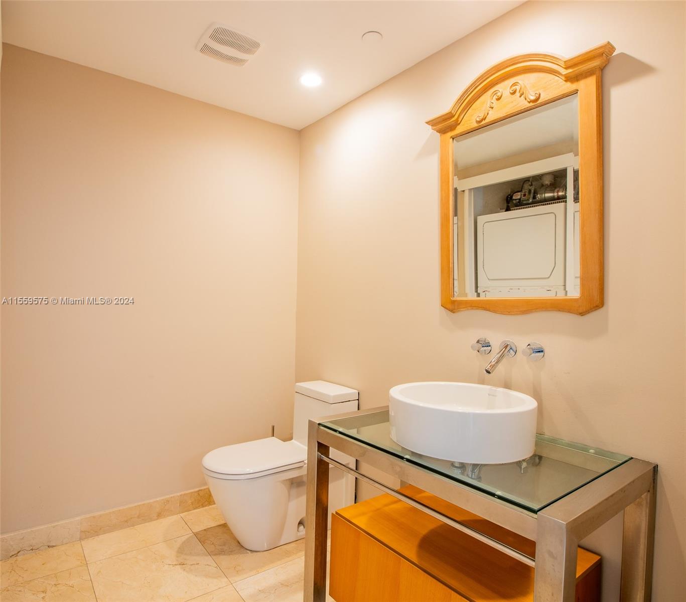 6000 Indian Creek Dr 11A, Miami Beach, Florida 33140, 2 Bedrooms Bedrooms, ,2 BathroomsBathrooms,Residential,For Sale,6000 Indian Creek Dr 11A,A11559575
