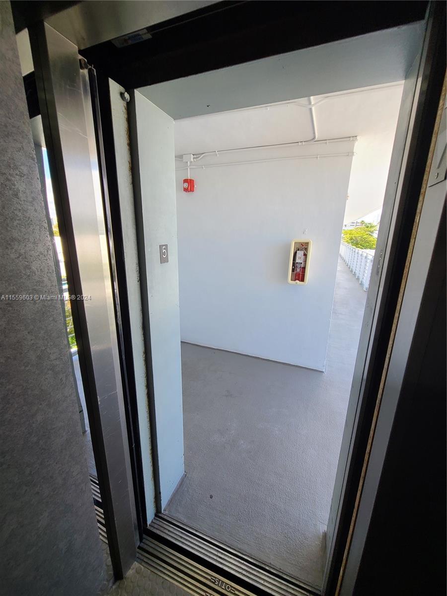 Elevator landing on top floor