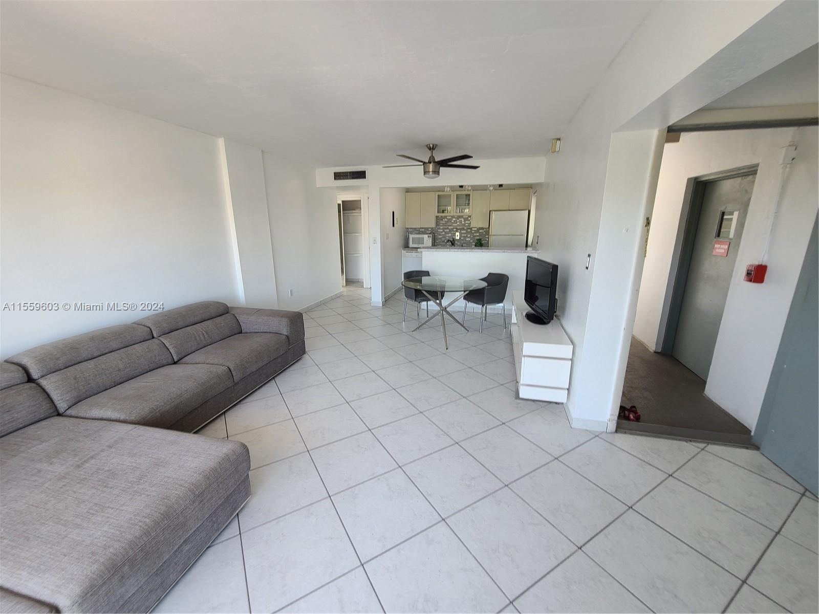 716 Michigan Ave 501, Miami Beach, Florida 33139, 1 Bedroom Bedrooms, ,1 BathroomBathrooms,Residentiallease,For Rent,716 Michigan Ave 501,A11559603