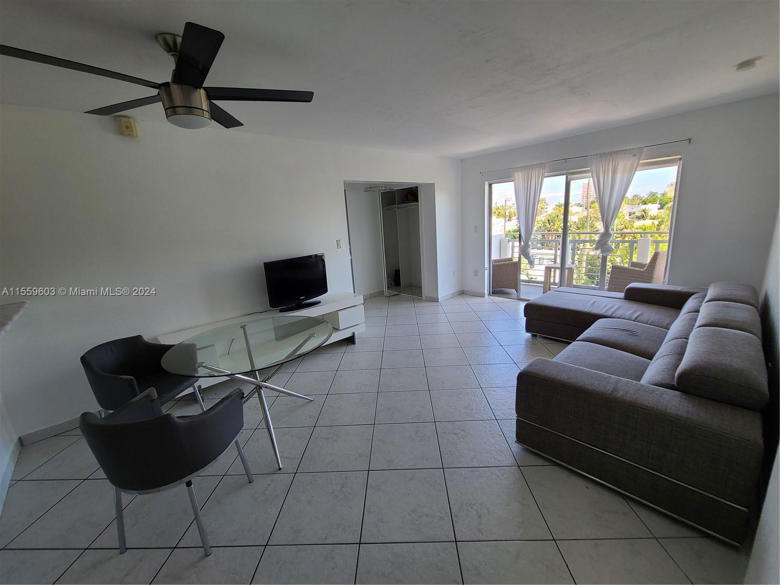 716 Michigan Ave 501, Miami Beach, Florida 33139, 1 Bedroom Bedrooms, ,1 BathroomBathrooms,Residentiallease,For Rent,716 Michigan Ave 501,A11559603
