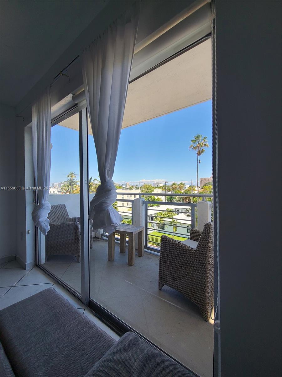 716 Michigan Ave 501, Miami Beach, Florida 33139, 1 Bedroom Bedrooms, ,1 BathroomBathrooms,Residentiallease,For Rent,716 Michigan Ave 501,A11559603