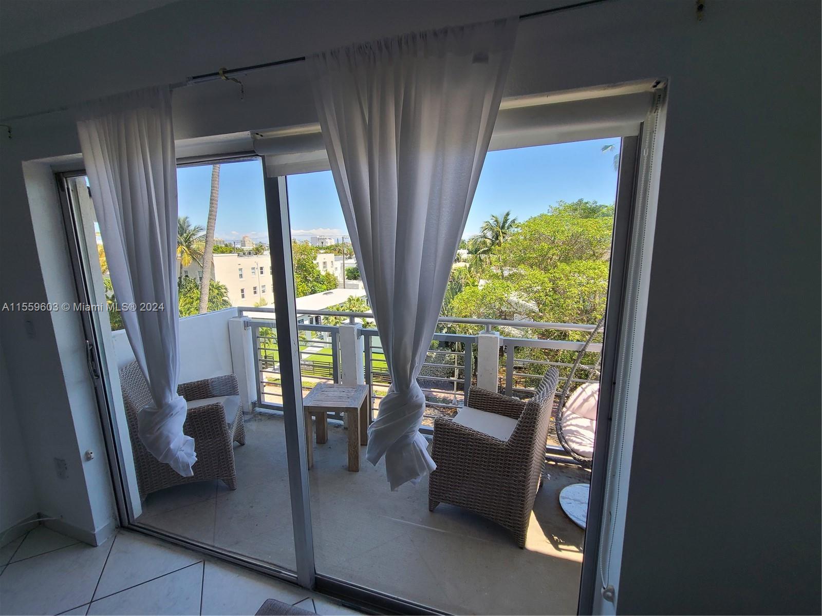 716 Michigan Ave 501, Miami Beach, Florida 33139, 1 Bedroom Bedrooms, ,1 BathroomBathrooms,Residentiallease,For Rent,716 Michigan Ave 501,A11559603