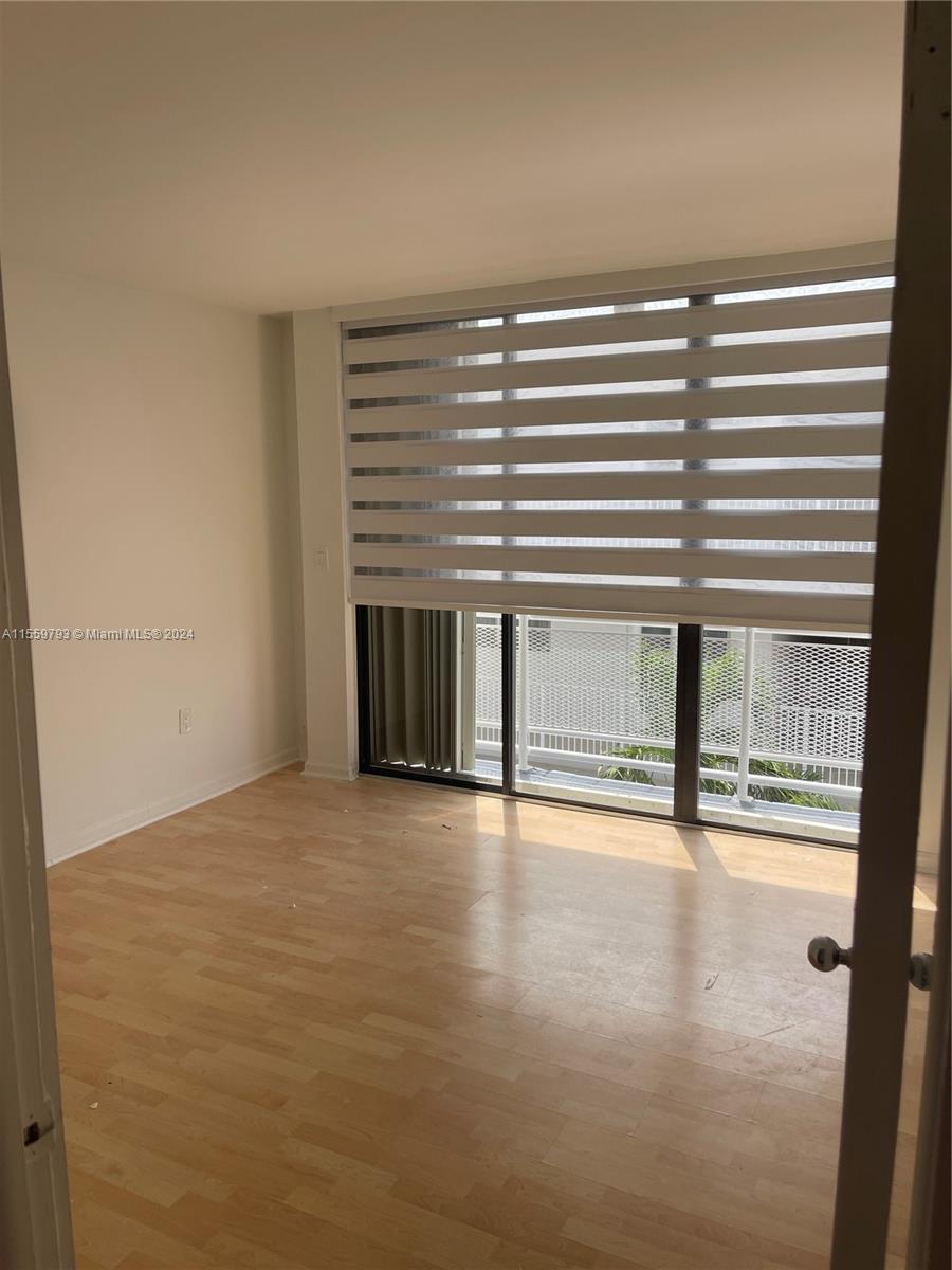 468 Golden Isles 302, Hallandale Beach, Florida 33009, 3 Bedrooms Bedrooms, ,2 BathroomsBathrooms,Residentiallease,For Rent,468 Golden Isles 302,A11559793