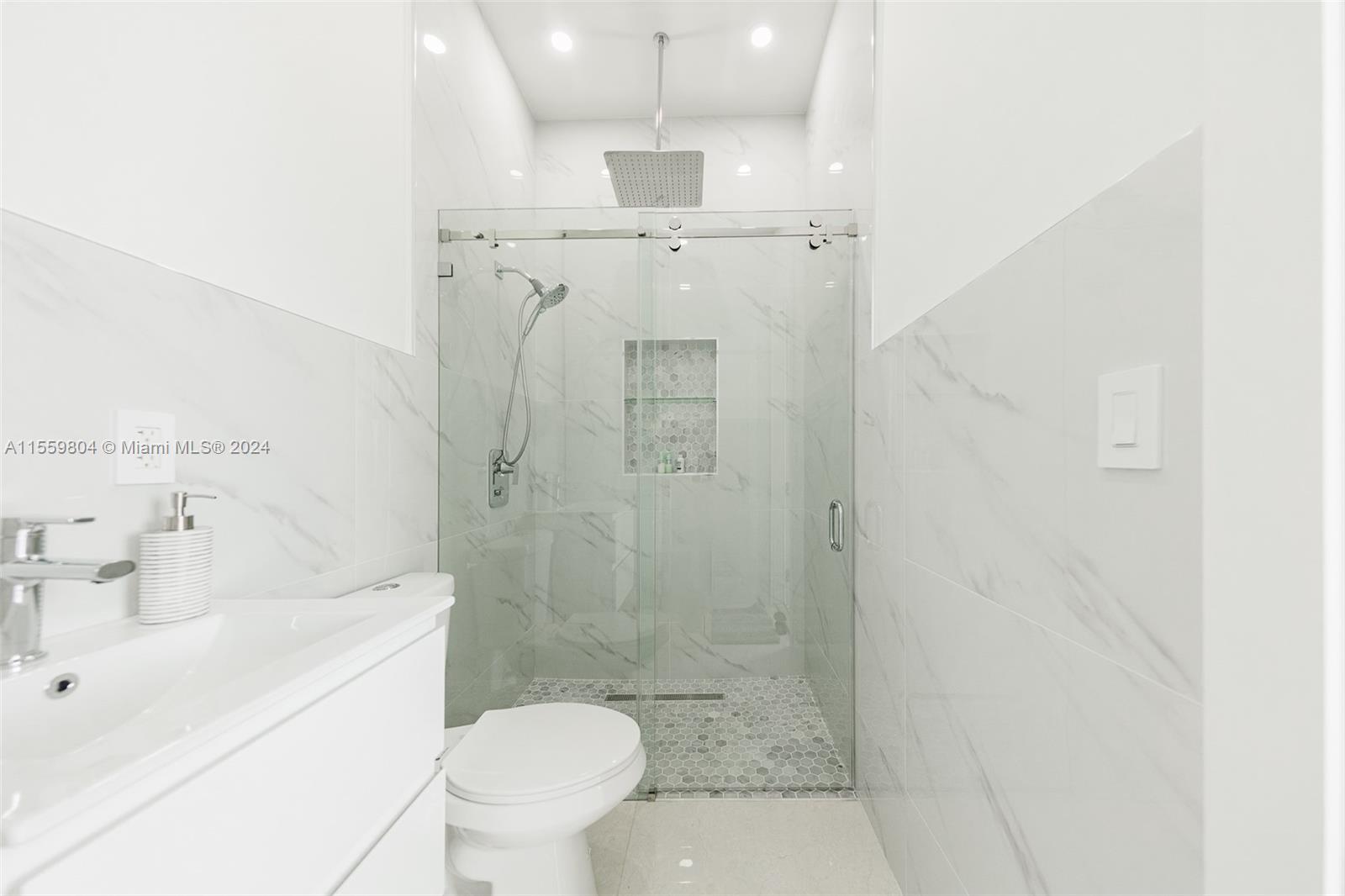 24399 SW 217th Ave, Homestead, Florida 33031, 5 Bedrooms Bedrooms, ,4 BathroomsBathrooms,Residential,For Sale,24399 SW 217th Ave,A11559804