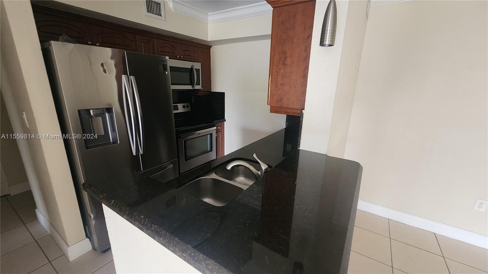 Miami, Florida 33193, 4 Bedrooms Bedrooms, ,2 BathroomsBathrooms,Residentiallease,For Rent,A11559814