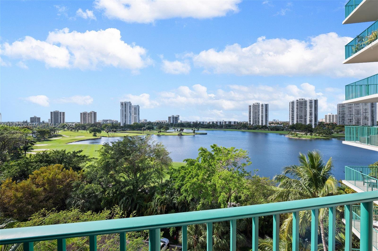 20000 E Country Club Dr 706, Aventura, Florida 33180, 3 Bedrooms Bedrooms, ,3 BathroomsBathrooms,Residential,For Sale,20000 E Country Club Dr 706,A11557206