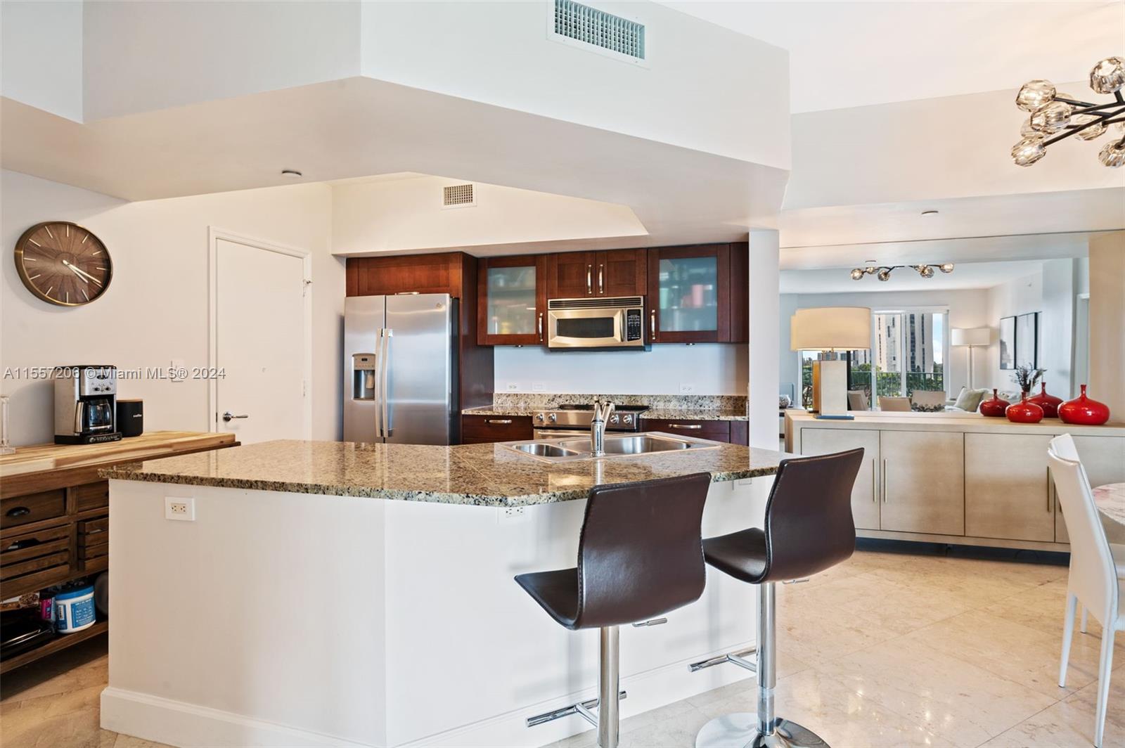 20000 E Country Club Dr 706, Aventura, Florida 33180, 3 Bedrooms Bedrooms, ,3 BathroomsBathrooms,Residential,For Sale,20000 E Country Club Dr 706,A11557206