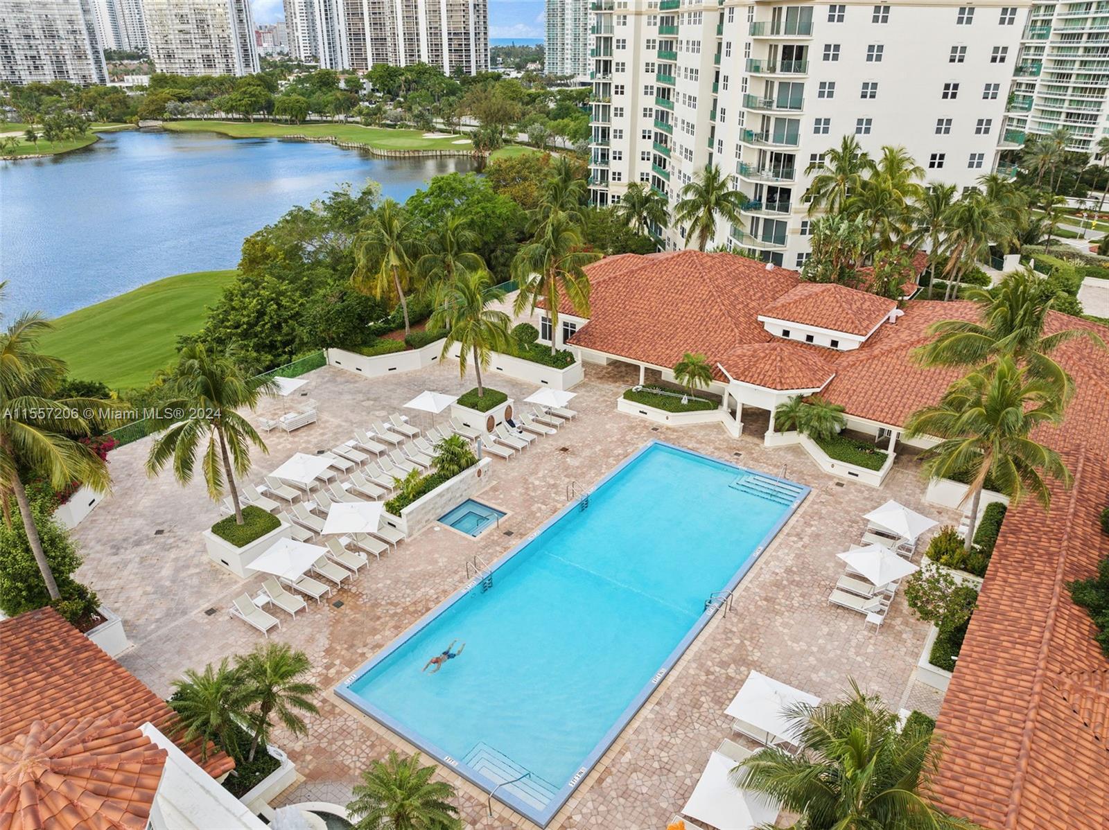 20000 E Country Club Dr 706, Aventura, Florida 33180, 3 Bedrooms Bedrooms, ,3 BathroomsBathrooms,Residential,For Sale,20000 E Country Club Dr 706,A11557206