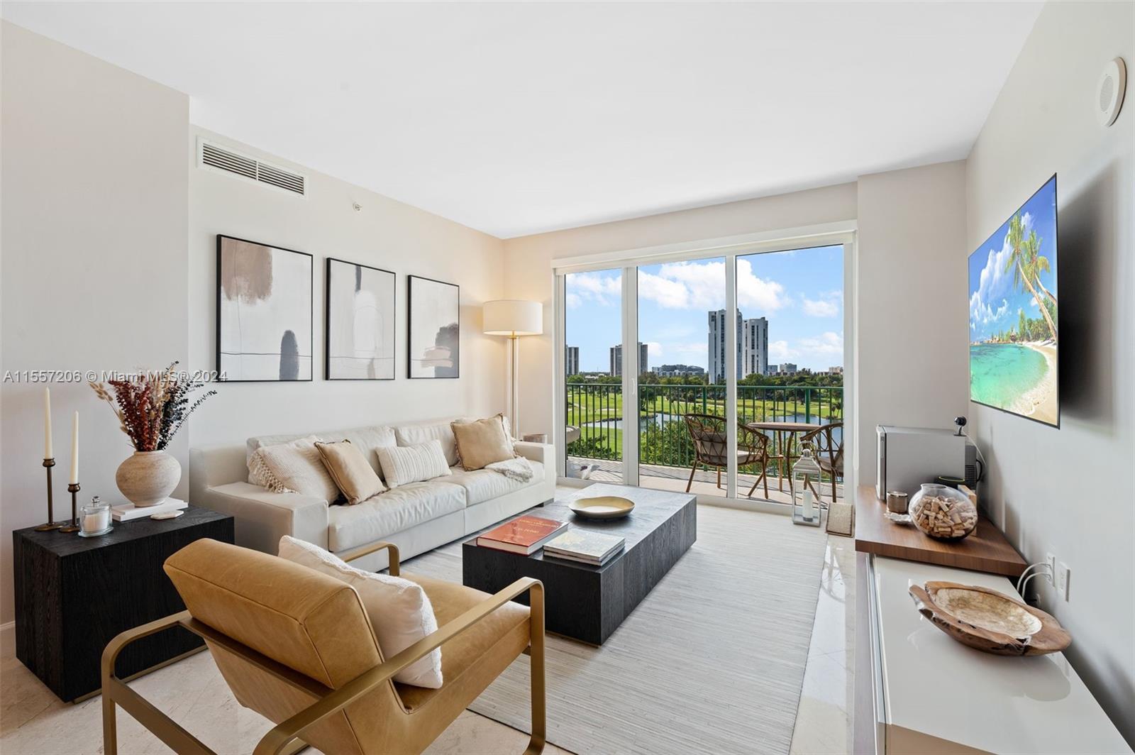 20000 E Country Club Dr 706, Aventura, Florida 33180, 3 Bedrooms Bedrooms, ,3 BathroomsBathrooms,Residential,For Sale,20000 E Country Club Dr 706,A11557206