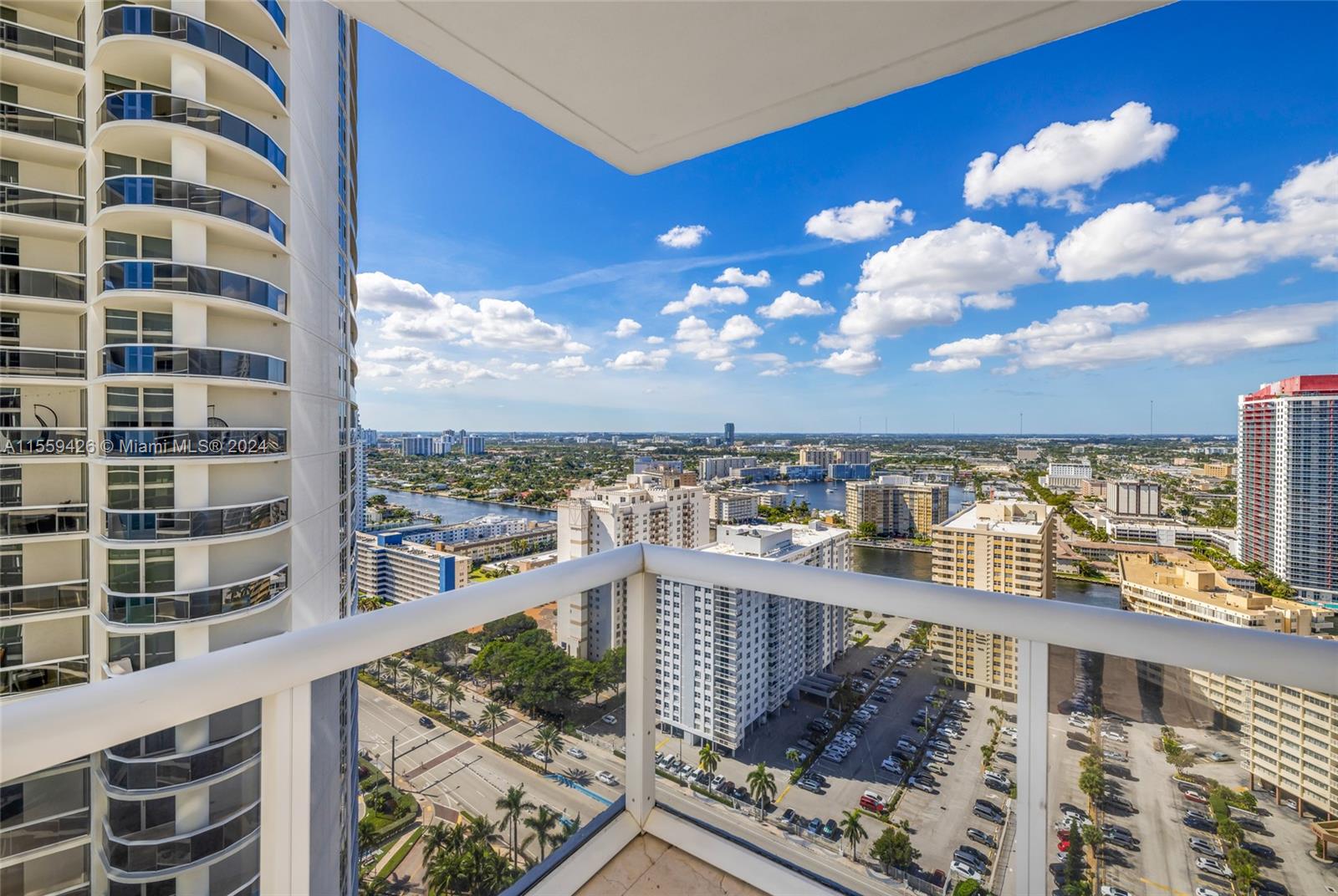 1830 S Ocean Dr 2806, Hallandale Beach, Florida 33009, 2 Bedrooms Bedrooms, ,2 BathroomsBathrooms,Residentiallease,For Rent,1830 S Ocean Dr 2806,A11559426