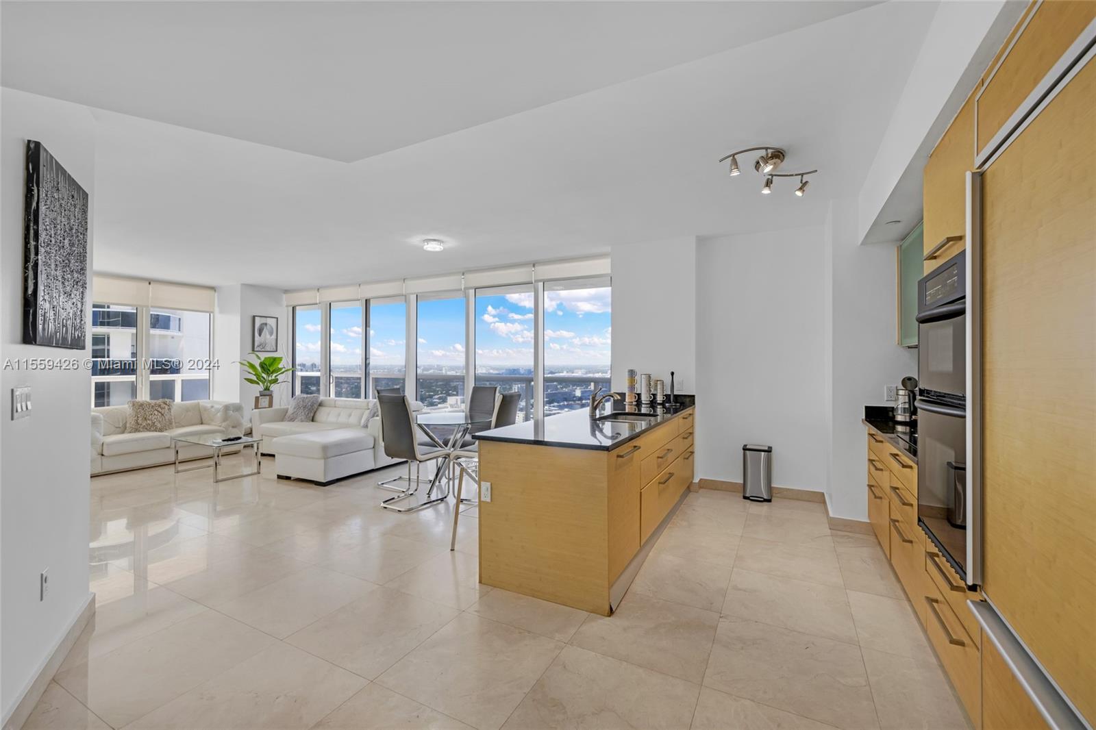 1830 S Ocean Dr 2806, Hallandale Beach, Florida 33009, 2 Bedrooms Bedrooms, ,2 BathroomsBathrooms,Residentiallease,For Rent,1830 S Ocean Dr 2806,A11559426