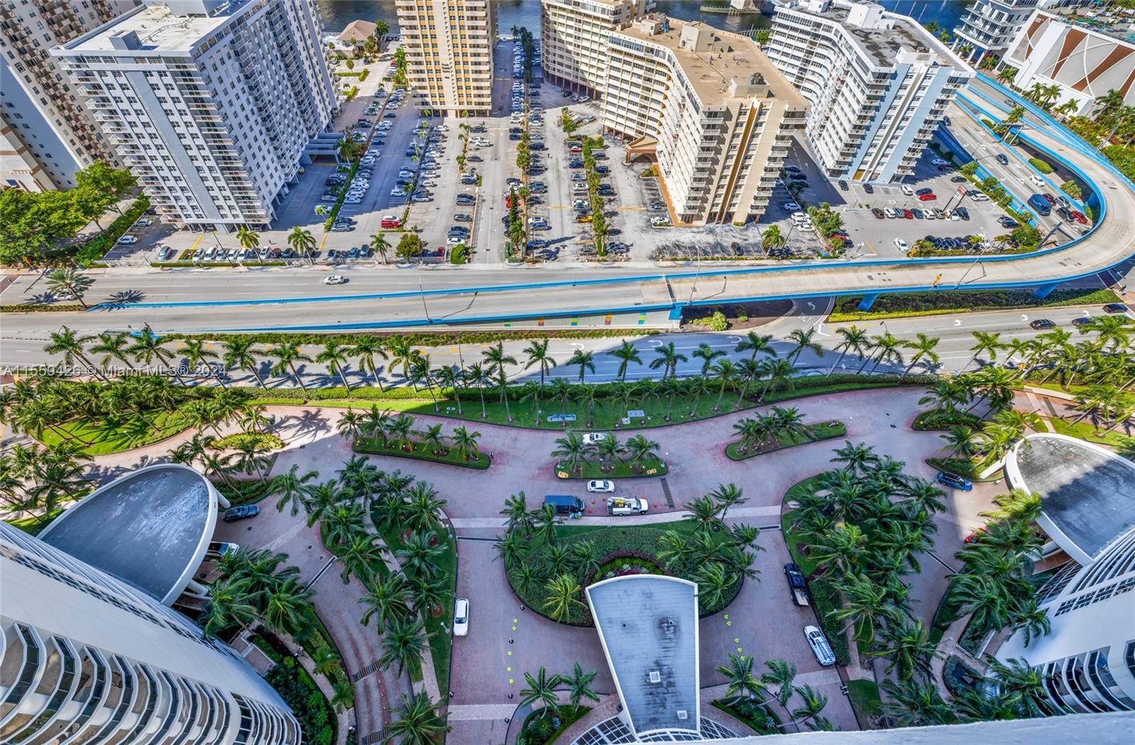 1830 S Ocean Dr 2806, Hallandale Beach, Florida 33009, 2 Bedrooms Bedrooms, ,2 BathroomsBathrooms,Residentiallease,For Rent,1830 S Ocean Dr 2806,A11559426