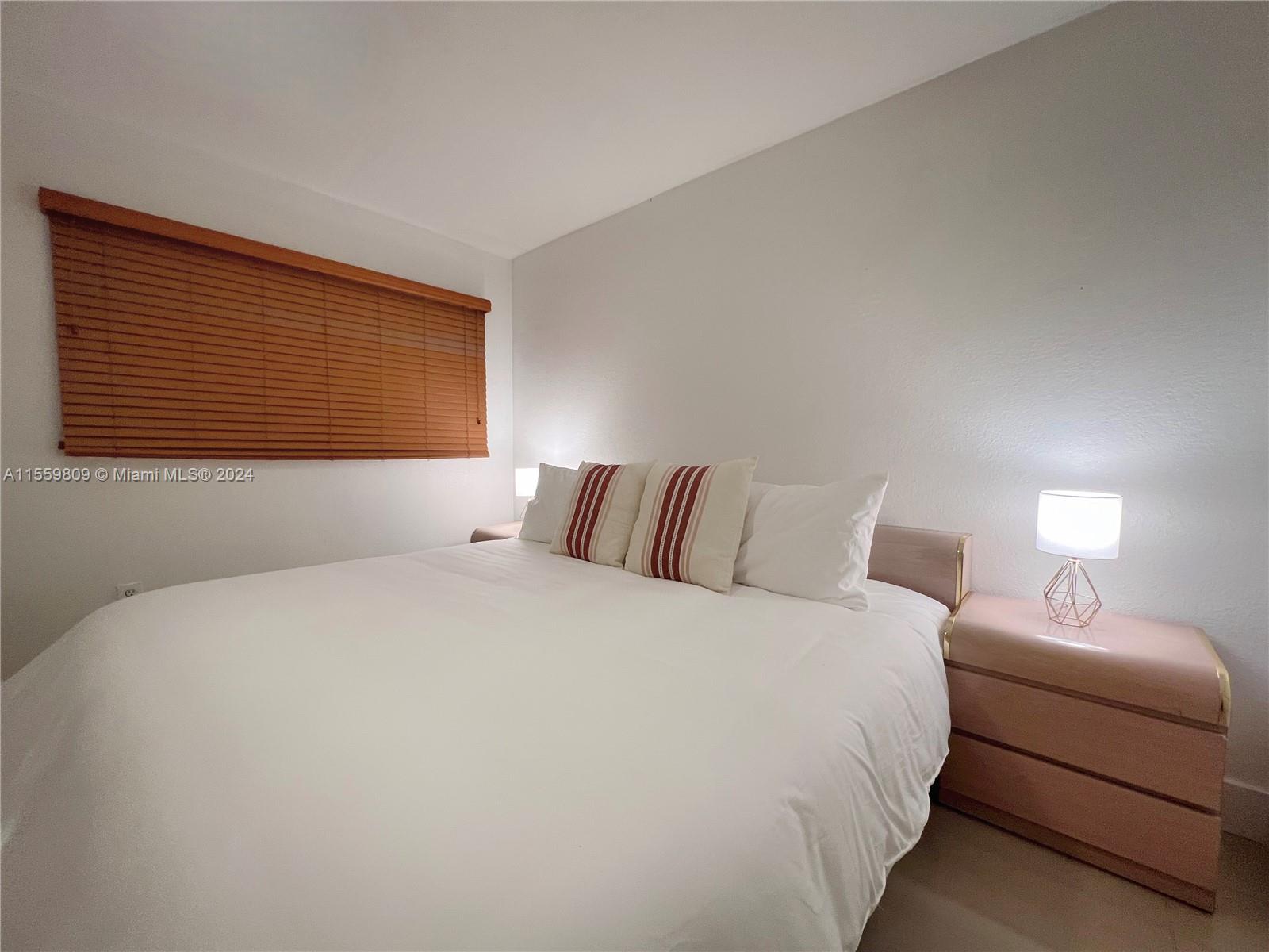 636 NW 11th St 636, Miami, Florida 33136, 2 Bedrooms Bedrooms, ,1 BathroomBathrooms,Residentiallease,For Rent,636 NW 11th St 636,A11559809