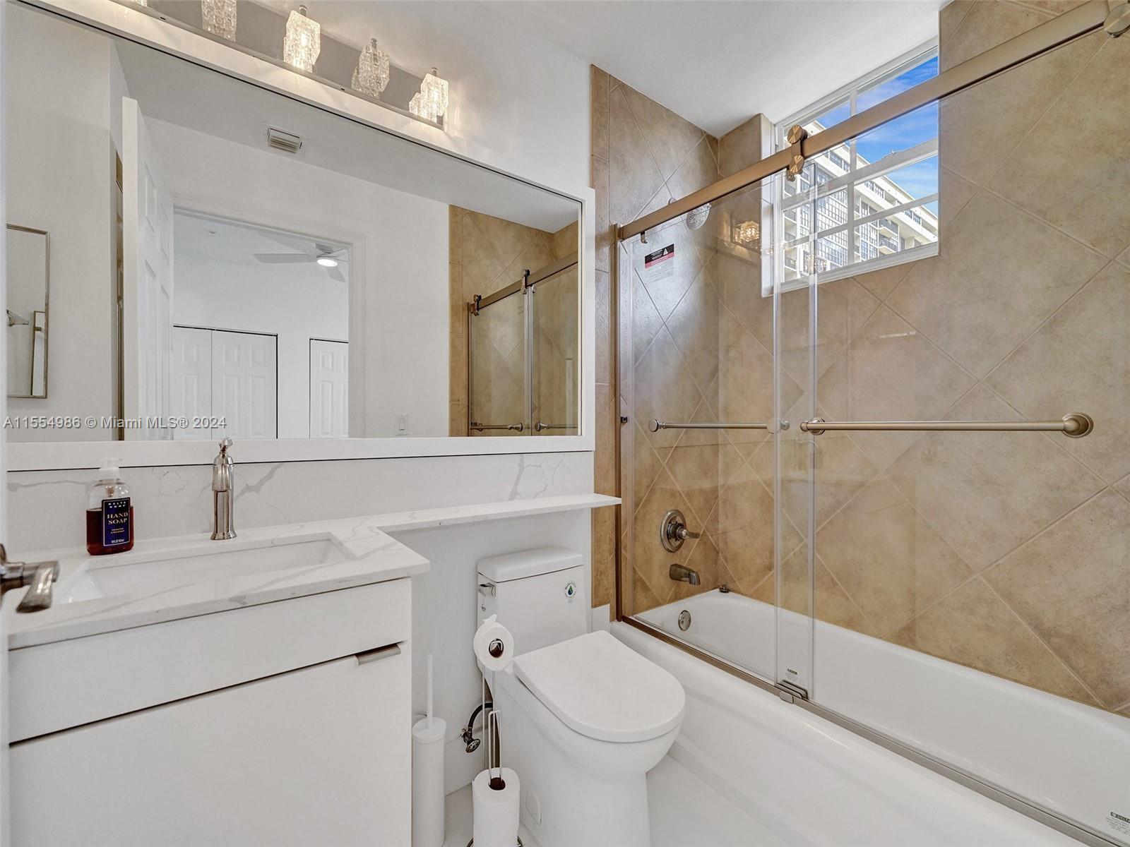 2071 S Ocean Dr TH20, Hallandale Beach, Florida 33009, 3 Bedrooms Bedrooms, ,2 BathroomsBathrooms,Residential,For Sale,2071 S Ocean Dr TH20,A11554986