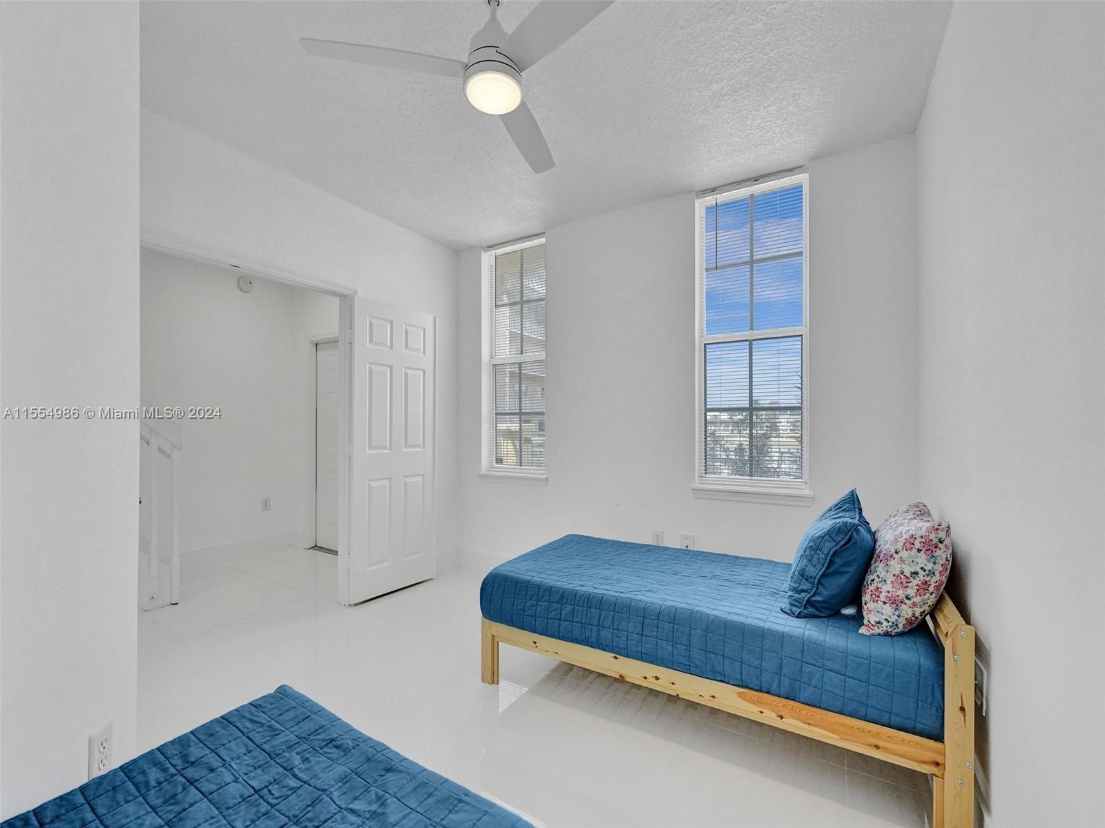 2071 S Ocean Dr TH20, Hallandale Beach, Florida 33009, 3 Bedrooms Bedrooms, ,2 BathroomsBathrooms,Residential,For Sale,2071 S Ocean Dr TH20,A11554986