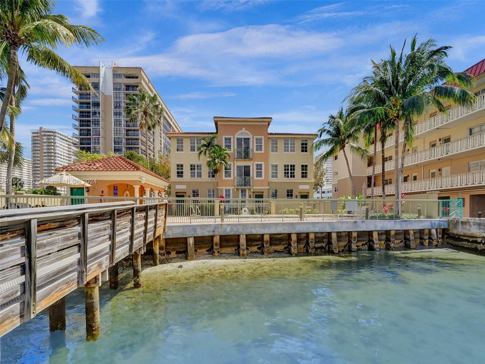 2071 S Ocean Dr TH20, Hallandale Beach, Florida 33009, 3 Bedrooms Bedrooms, ,2 BathroomsBathrooms,Residential,For Sale,2071 S Ocean Dr TH20,A11554986