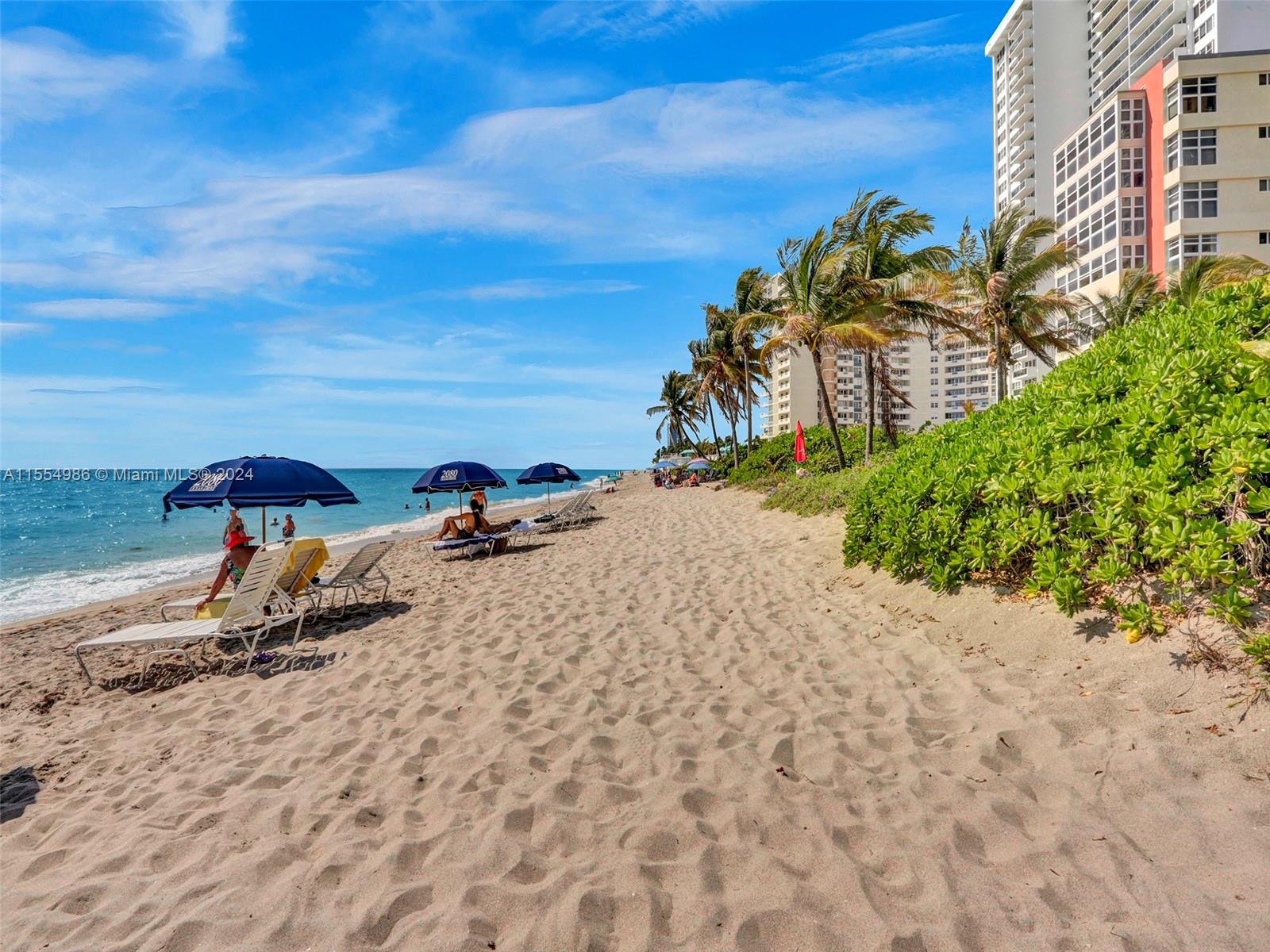 2071 S Ocean Dr TH20, Hallandale Beach, Florida 33009, 3 Bedrooms Bedrooms, ,2 BathroomsBathrooms,Residential,For Sale,2071 S Ocean Dr TH20,A11554986