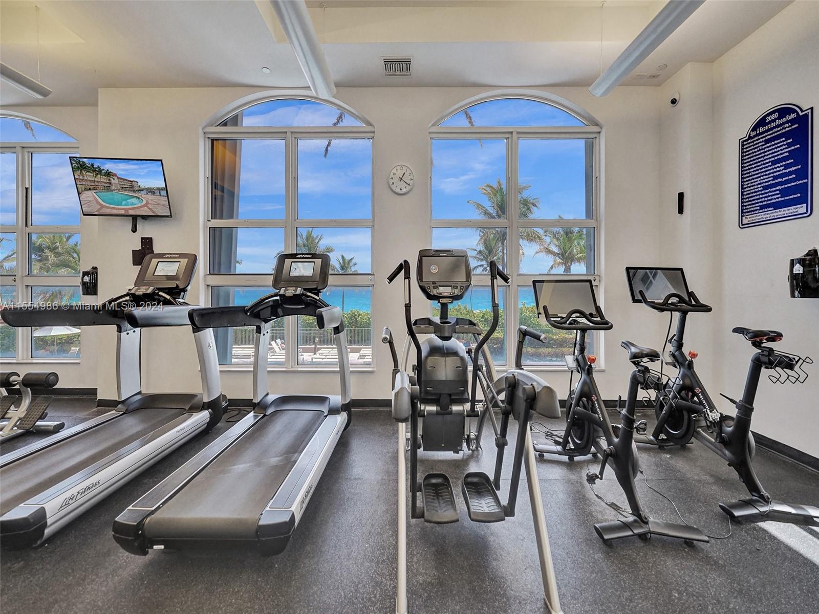 2071 S Ocean Dr TH20, Hallandale Beach, Florida 33009, 3 Bedrooms Bedrooms, ,2 BathroomsBathrooms,Residential,For Sale,2071 S Ocean Dr TH20,A11554986