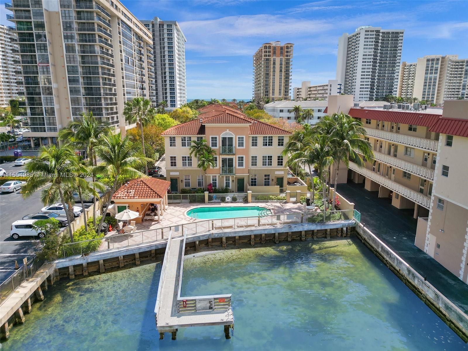 2071 S Ocean Dr TH20, Hallandale Beach, Florida 33009, 3 Bedrooms Bedrooms, ,2 BathroomsBathrooms,Residential,For Sale,2071 S Ocean Dr TH20,A11554986