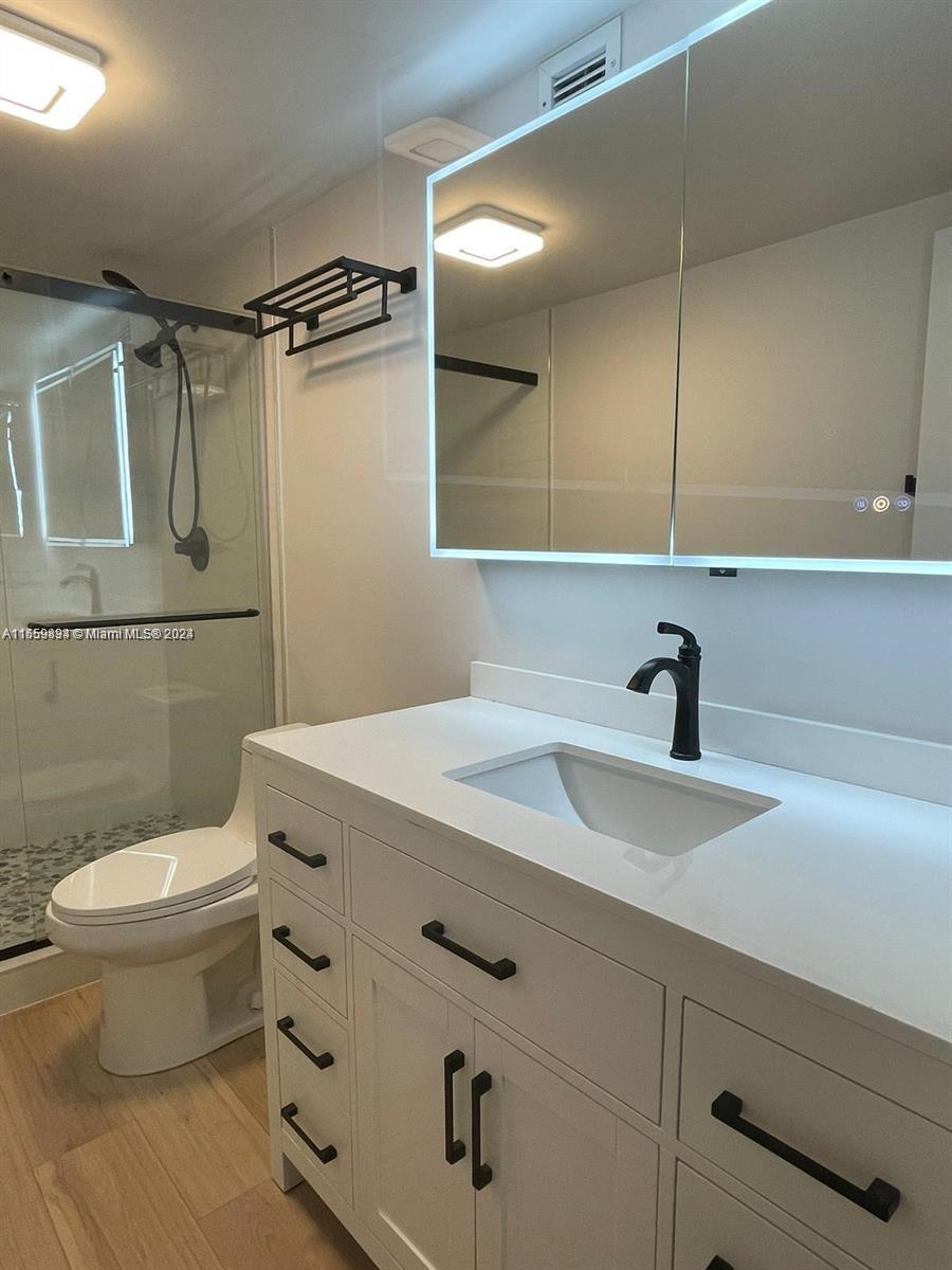 3800 S Ocean Dr 315, Hollywood, Florida 33019, 2 Bedrooms Bedrooms, ,2 BathroomsBathrooms,Residentiallease,For Rent,3800 S Ocean Dr 315,A11559834