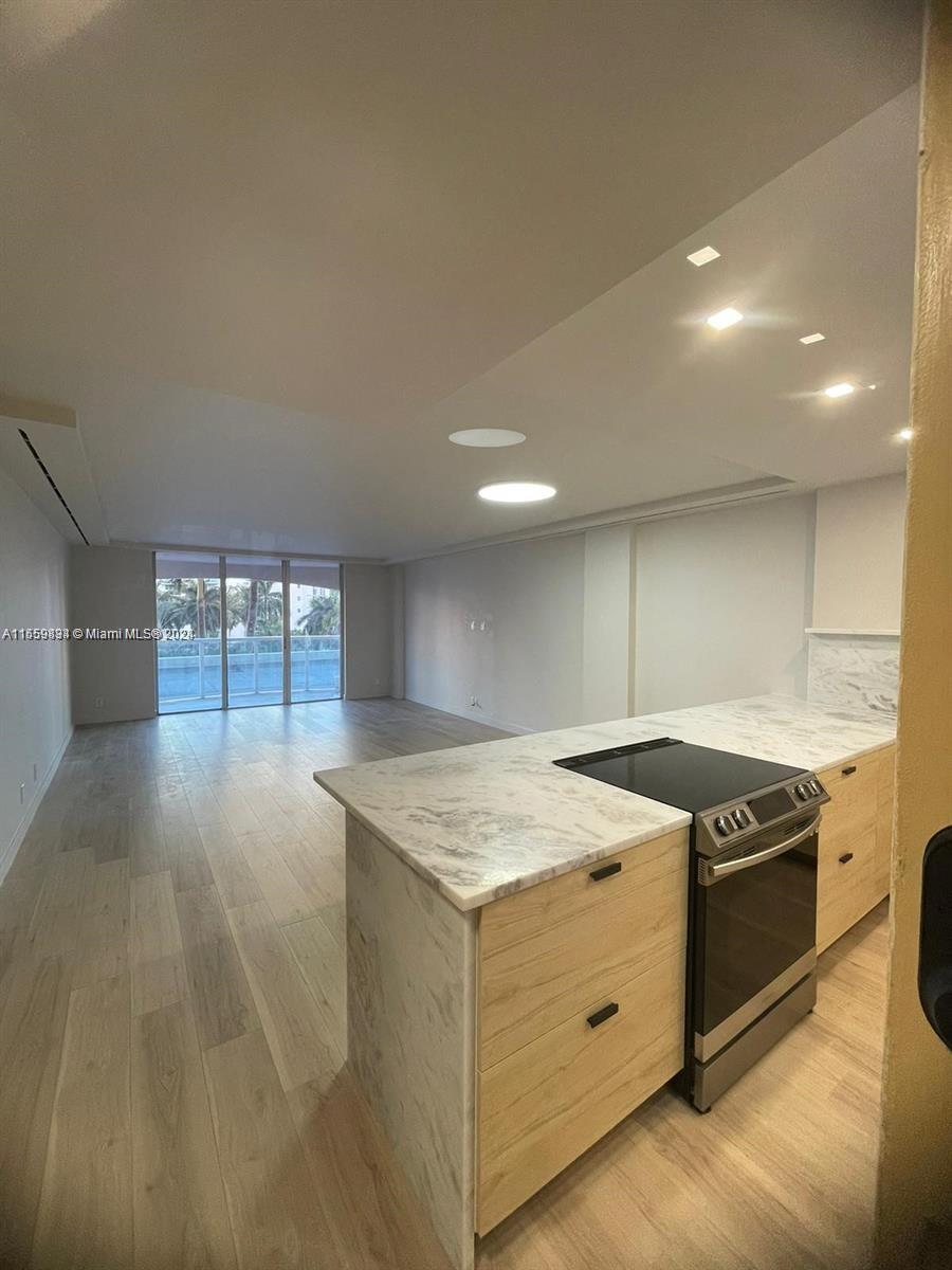 3800 S Ocean Dr 315, Hollywood, Florida 33019, 2 Bedrooms Bedrooms, ,2 BathroomsBathrooms,Residentiallease,For Rent,3800 S Ocean Dr 315,A11559834