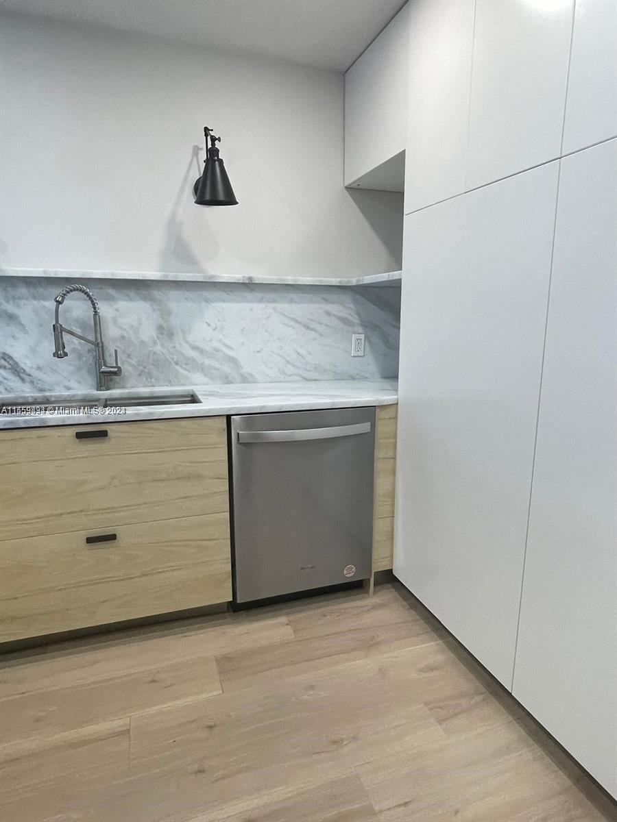 3800 S Ocean Dr 315, Hollywood, Florida 33019, 2 Bedrooms Bedrooms, ,2 BathroomsBathrooms,Residentiallease,For Rent,3800 S Ocean Dr 315,A11559834