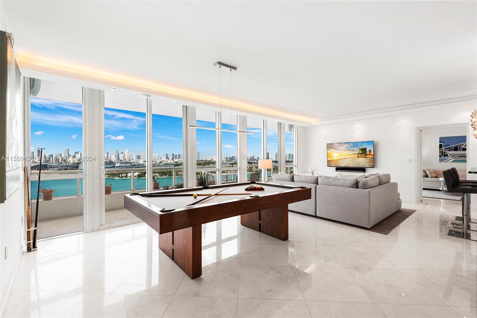 520 West Ave 2002, Miami Beach, Florida 33139, 2 Bedrooms Bedrooms, ,3 BathroomsBathrooms,Residentiallease,For Rent,520 West Ave 2002,A11559633