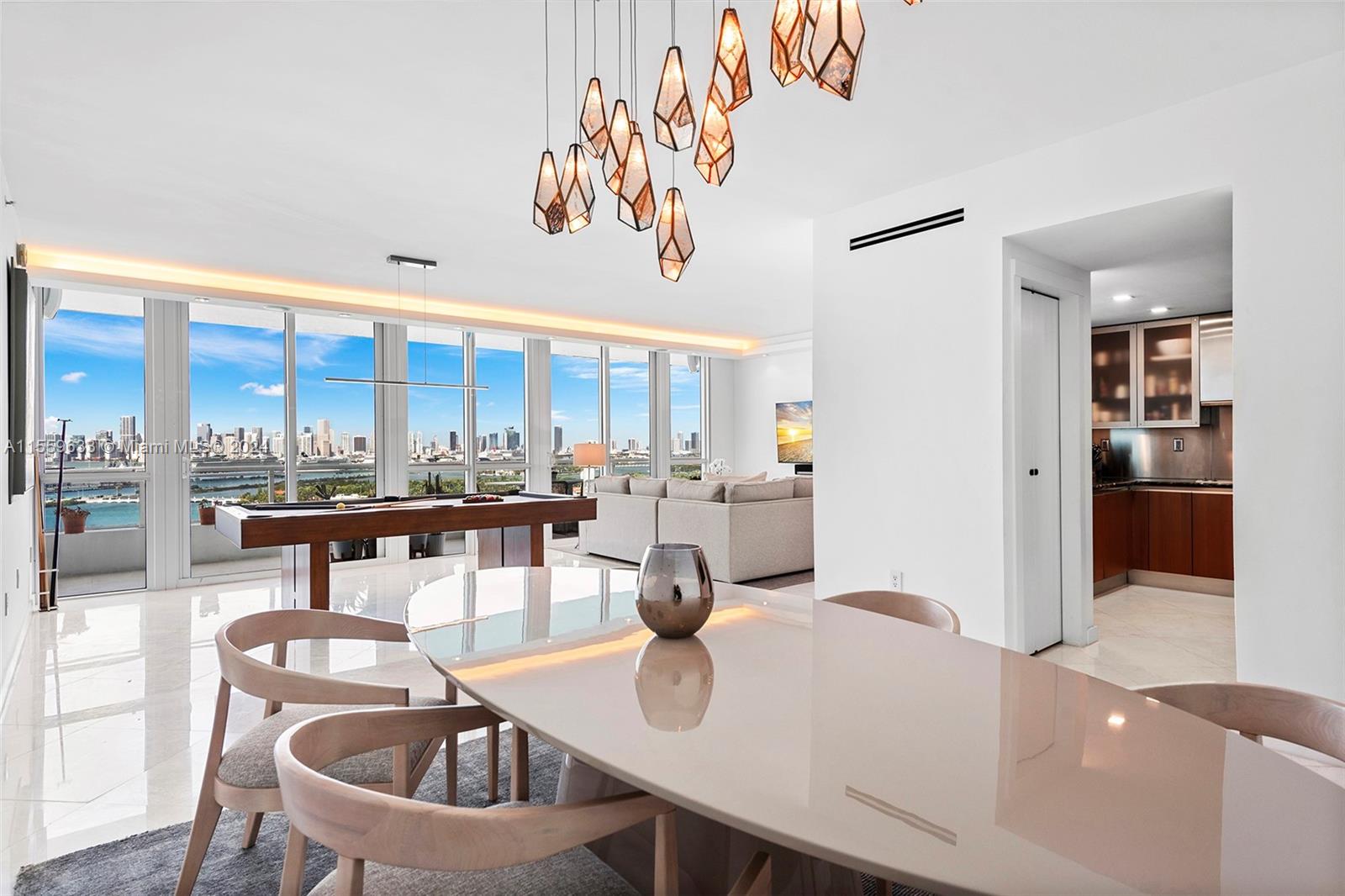 520 West Ave 2002, Miami Beach, Florida 33139, 2 Bedrooms Bedrooms, ,3 BathroomsBathrooms,Residentiallease,For Rent,520 West Ave 2002,A11559633