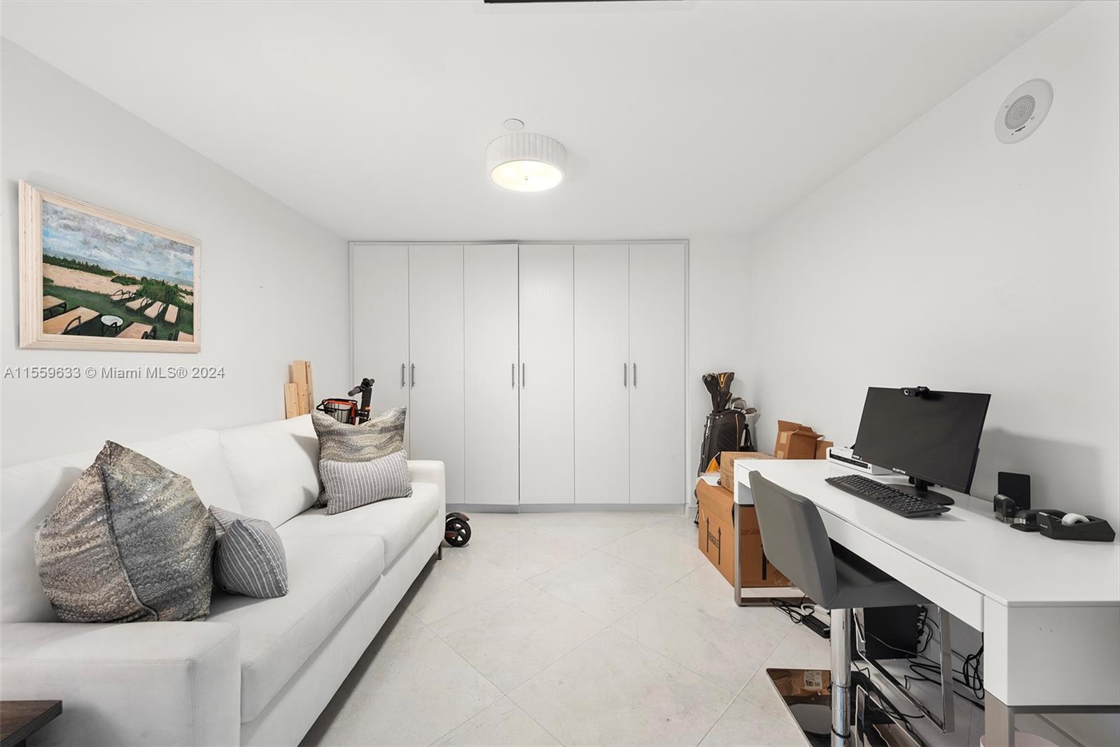 520 West Ave 2002, Miami Beach, Florida 33139, 2 Bedrooms Bedrooms, ,3 BathroomsBathrooms,Residentiallease,For Rent,520 West Ave 2002,A11559633