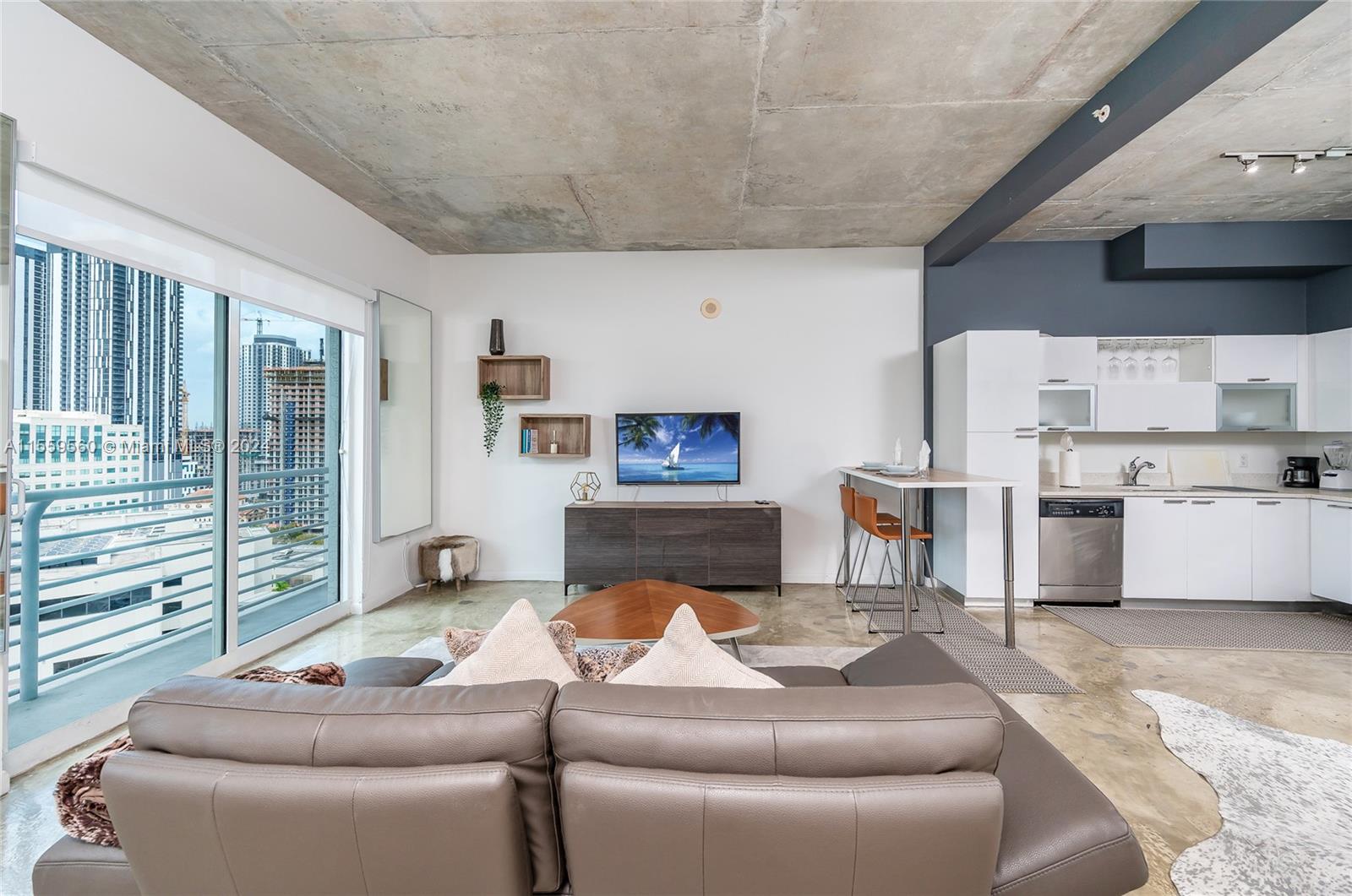 234 NE 3rd St 1703, Miami, Florida 33132, 1 Bedroom Bedrooms, ,1 BathroomBathrooms,Residential,For Sale,234 NE 3rd St 1703,A11559560