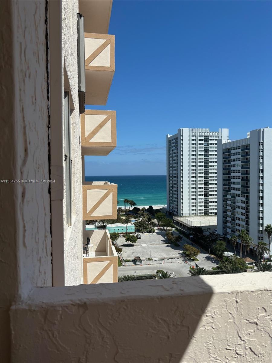 1865 S Ocean Dr 14G, Hallandale Beach, Florida 33009, 1 Bedroom Bedrooms, ,2 BathroomsBathrooms,Residential,For Sale,1865 S Ocean Dr 14G,A11554255