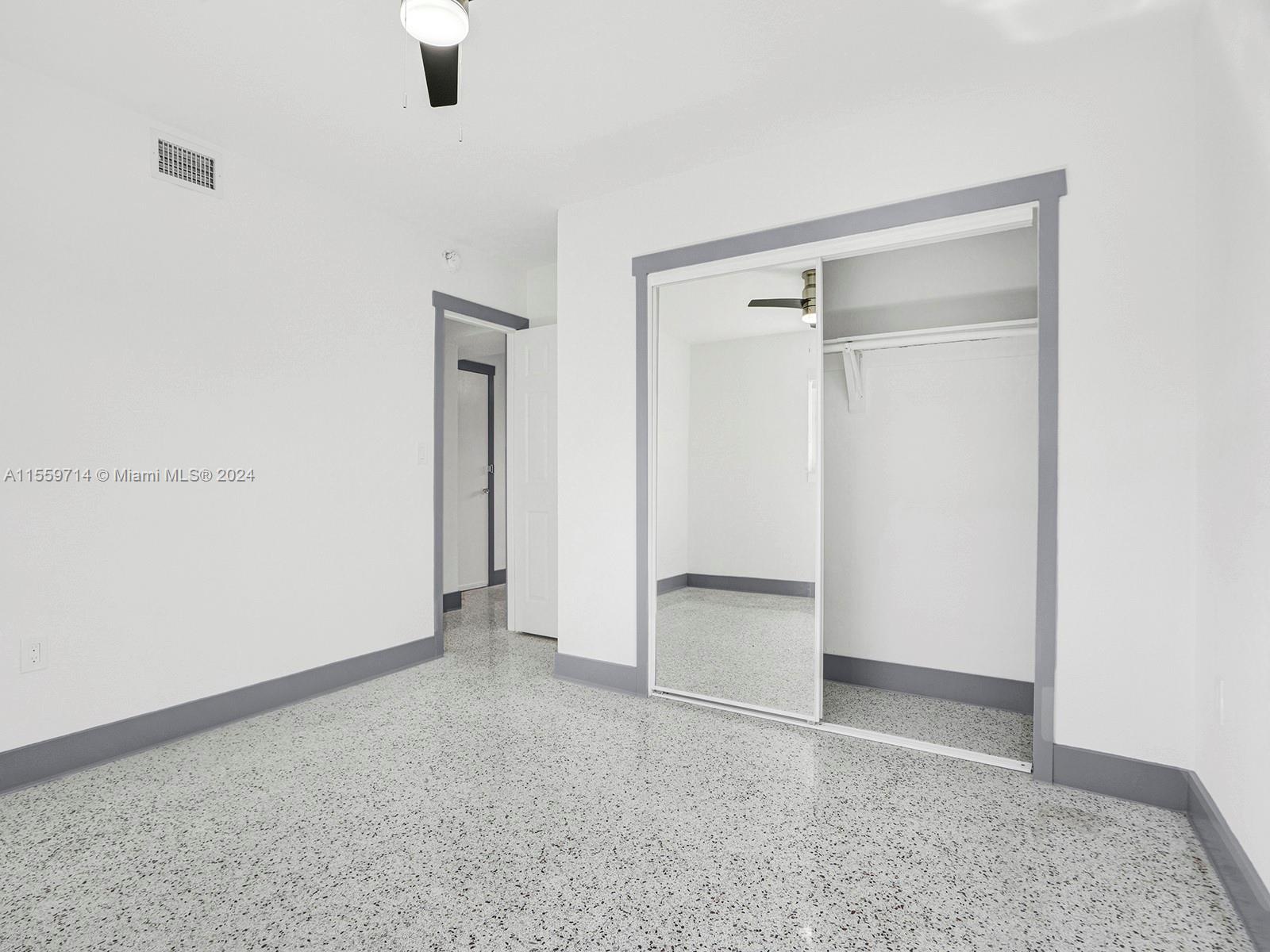 121 NW 74th St #2, Miami, Florida 33150, 1 Bedroom Bedrooms, ,1 BathroomBathrooms,Residentiallease,For Rent,121 NW 74th St #2,A11559714