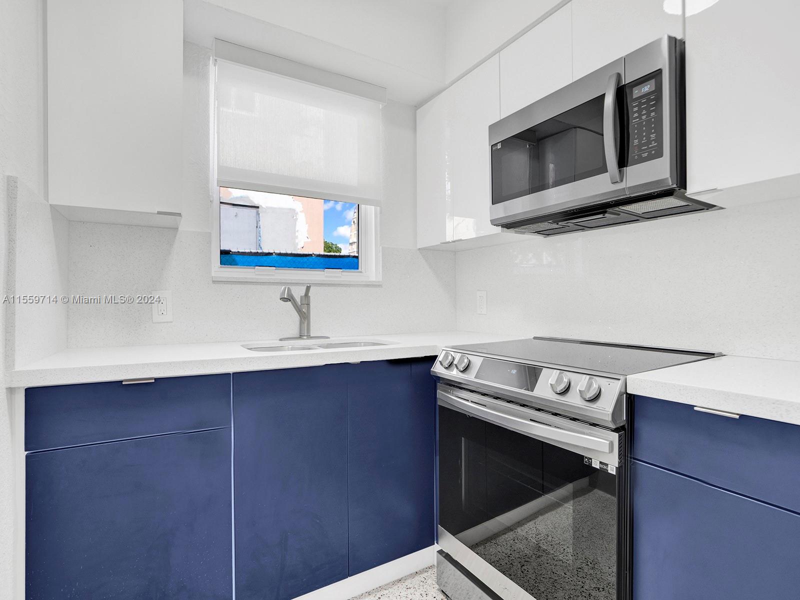 121 NW 74th St #2, Miami, Florida 33150, 1 Bedroom Bedrooms, ,1 BathroomBathrooms,Residentiallease,For Rent,121 NW 74th St #2,A11559714