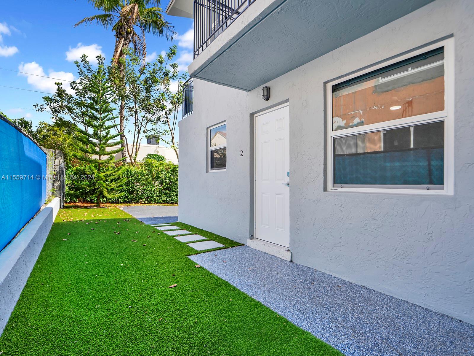 121 NW 74th St #2, Miami, Florida 33150, 1 Bedroom Bedrooms, ,1 BathroomBathrooms,Residentiallease,For Rent,121 NW 74th St #2,A11559714