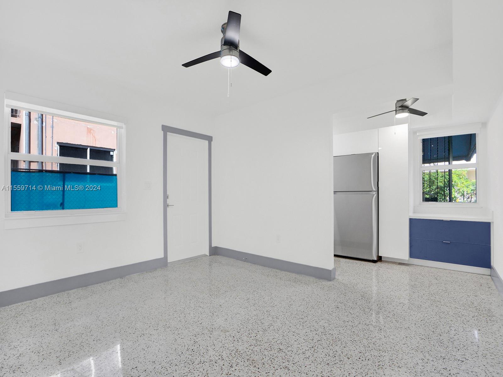 121 NW 74th St #2, Miami, Florida 33150, 1 Bedroom Bedrooms, ,1 BathroomBathrooms,Residentiallease,For Rent,121 NW 74th St #2,A11559714