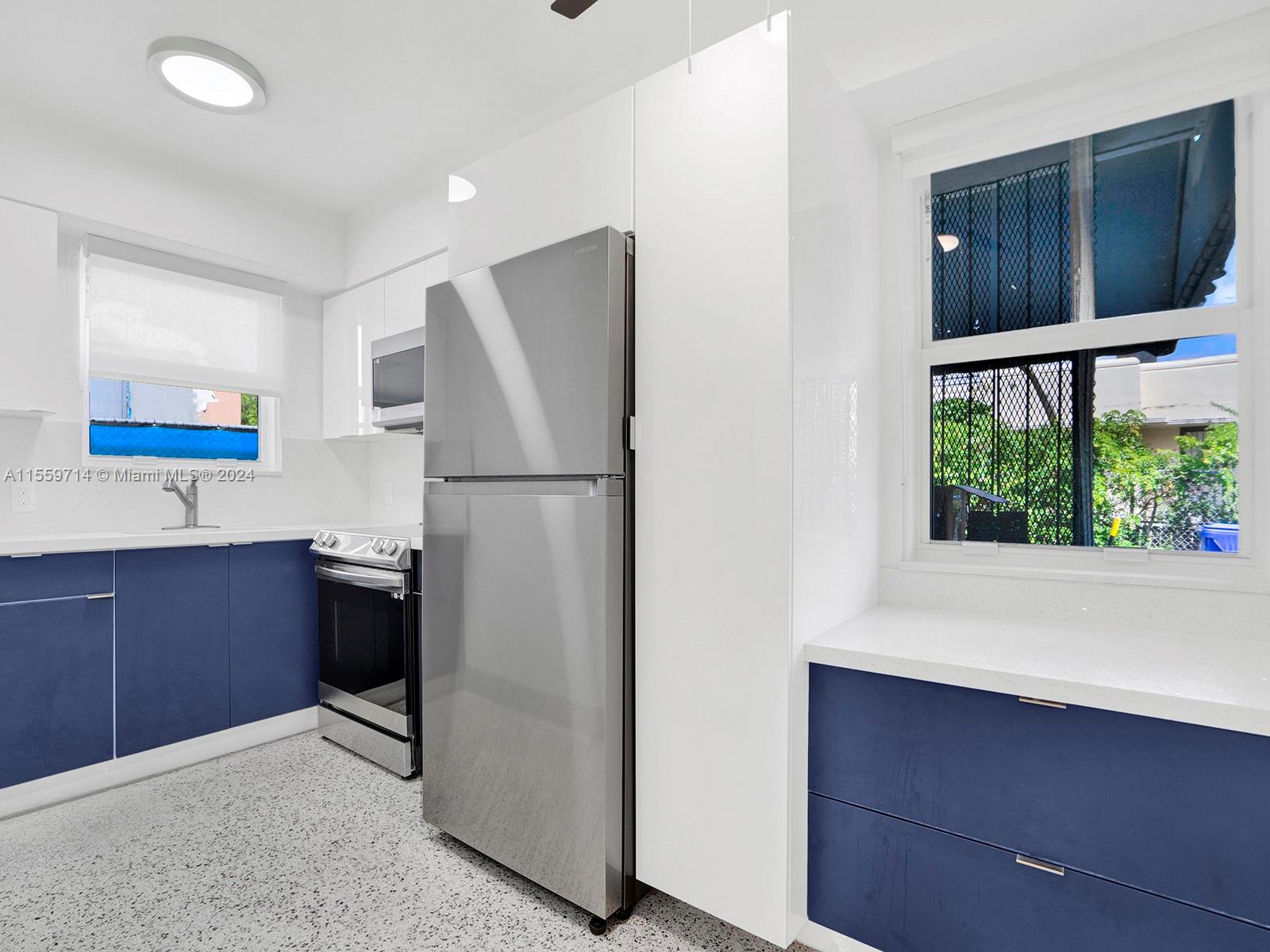 121 NW 74th St #2, Miami, Florida 33150, 1 Bedroom Bedrooms, ,1 BathroomBathrooms,Residentiallease,For Rent,121 NW 74th St #2,A11559714