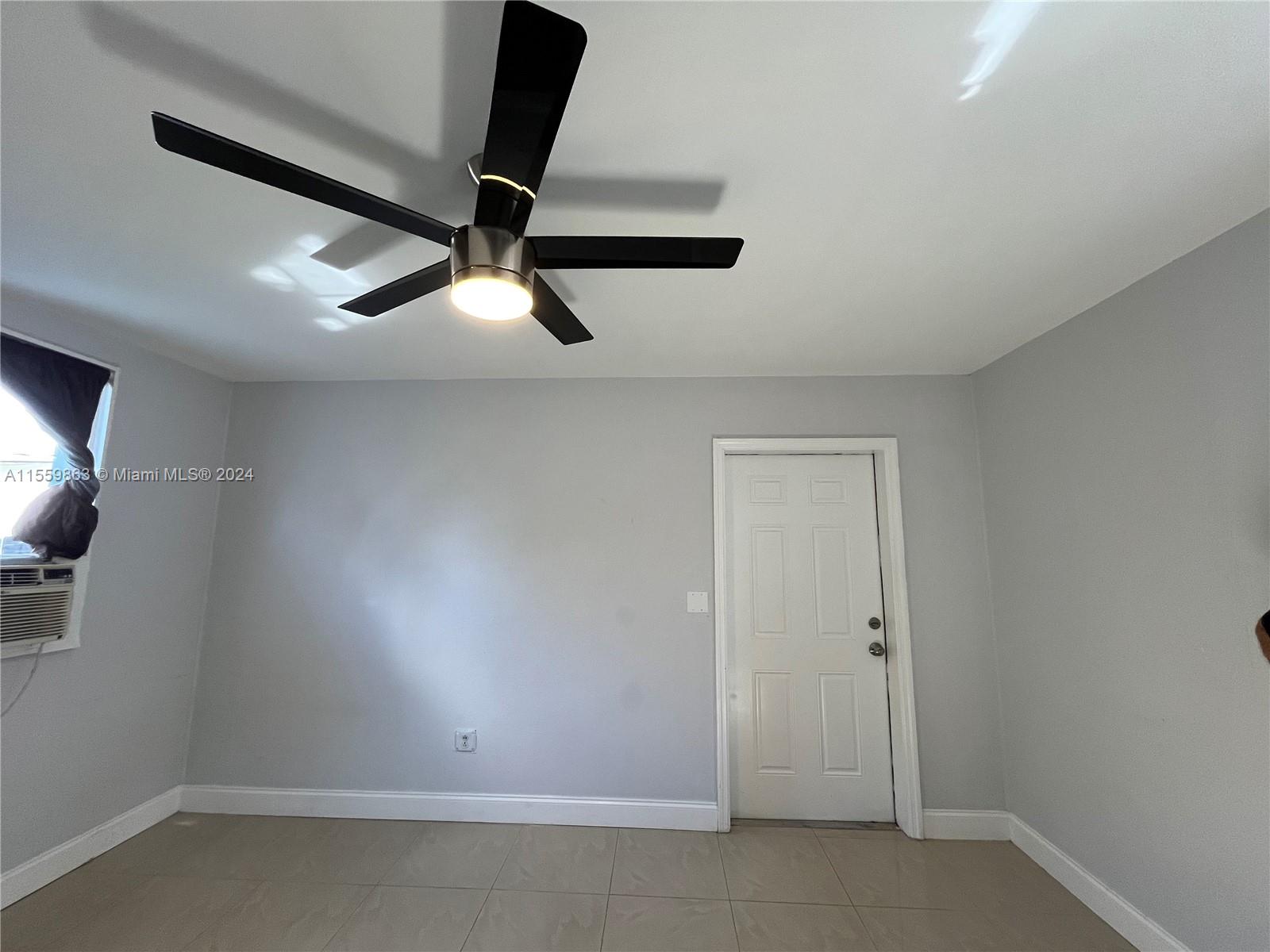 2330 Harding St Rear, Hollywood, Florida 33020, 1 Bedroom Bedrooms, ,1 BathroomBathrooms,Residentiallease,For Rent,2330 Harding St Rear,A11559863