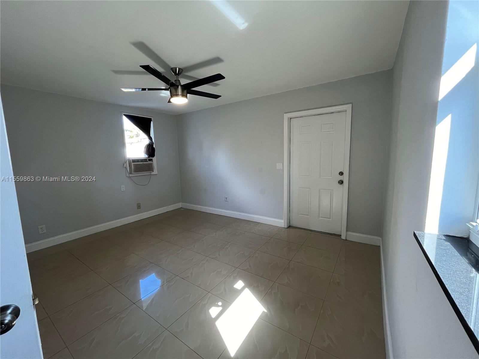 2330 Harding St Rear, Hollywood, Florida 33020, 1 Bedroom Bedrooms, ,1 BathroomBathrooms,Residentiallease,For Rent,2330 Harding St Rear,A11559863